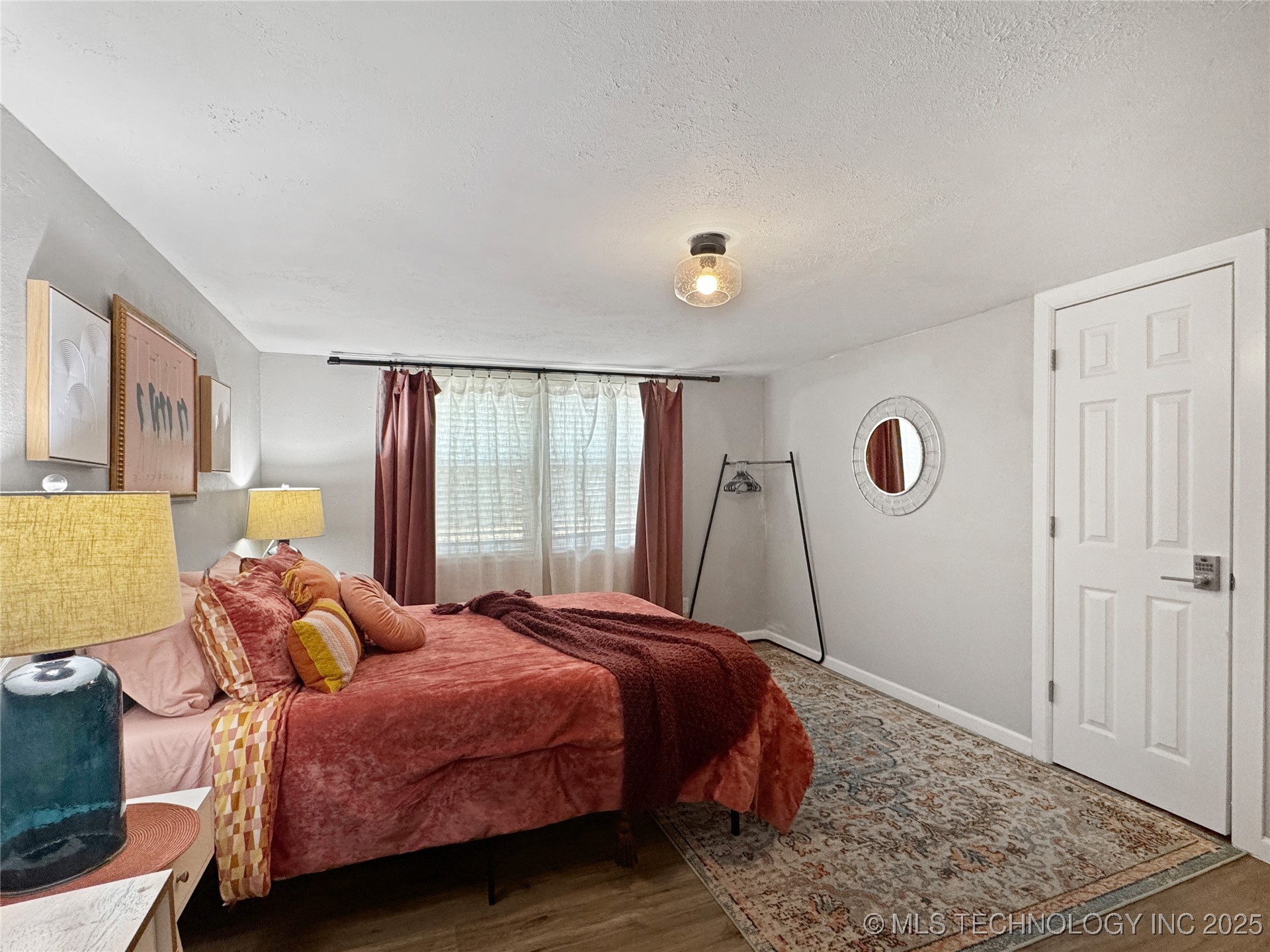 4517 S Waco Avenue Property Photo 14