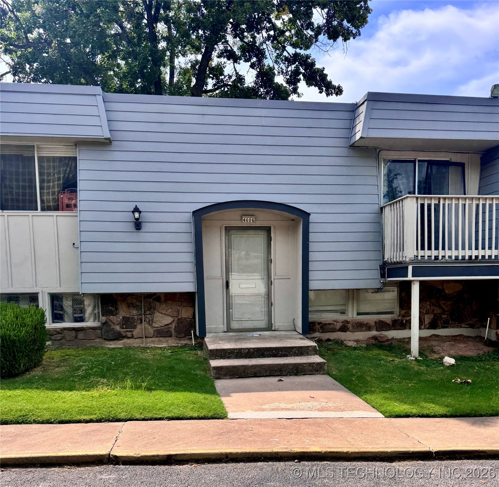 4606 E 68th Street 123 Property Photo 1