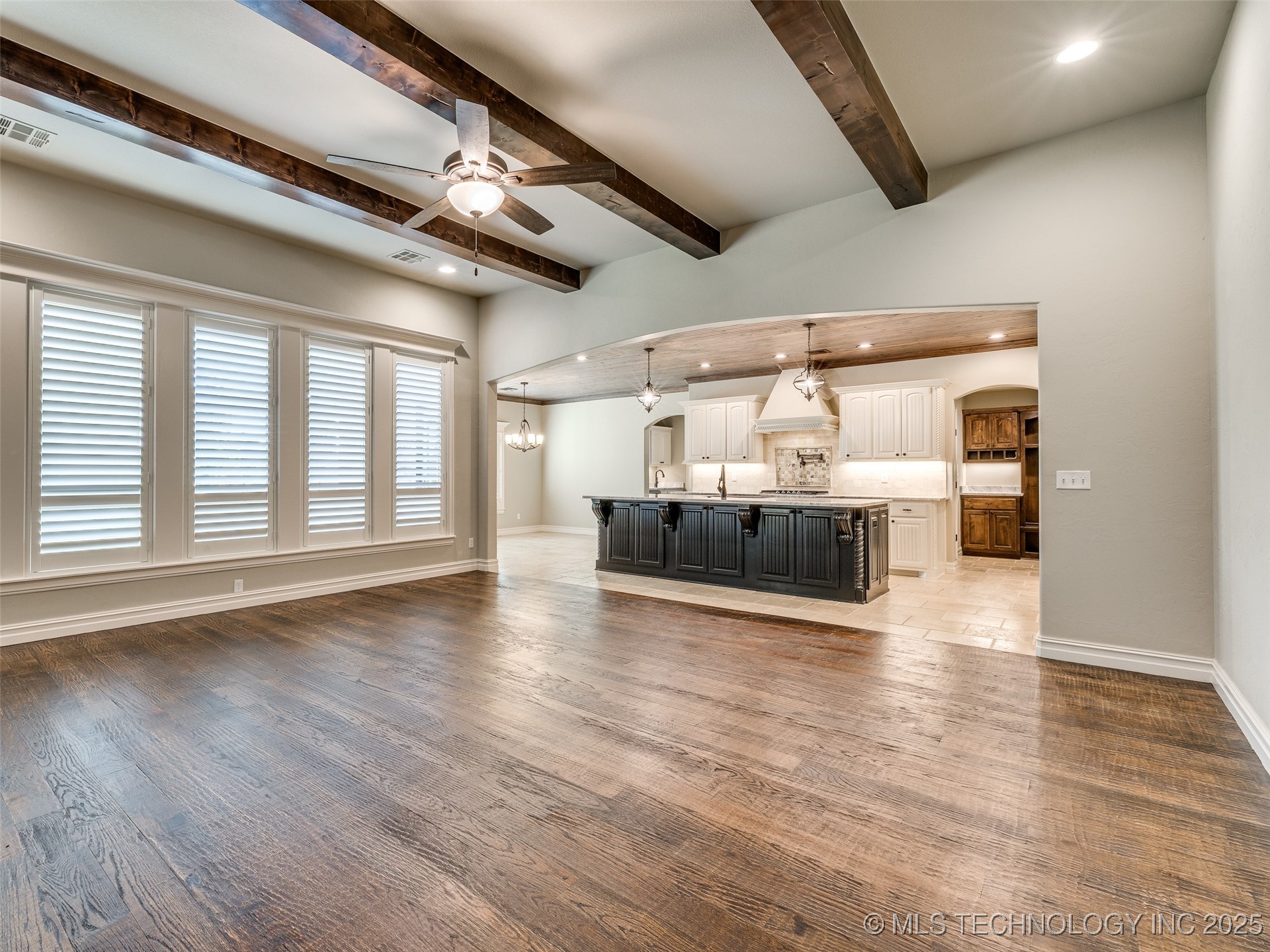 19460 E Boulder Drive Property Photo 7