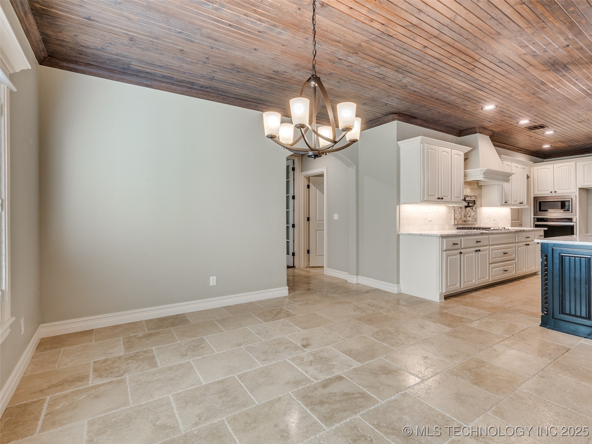 19460 E Boulder Drive Property Photo 24