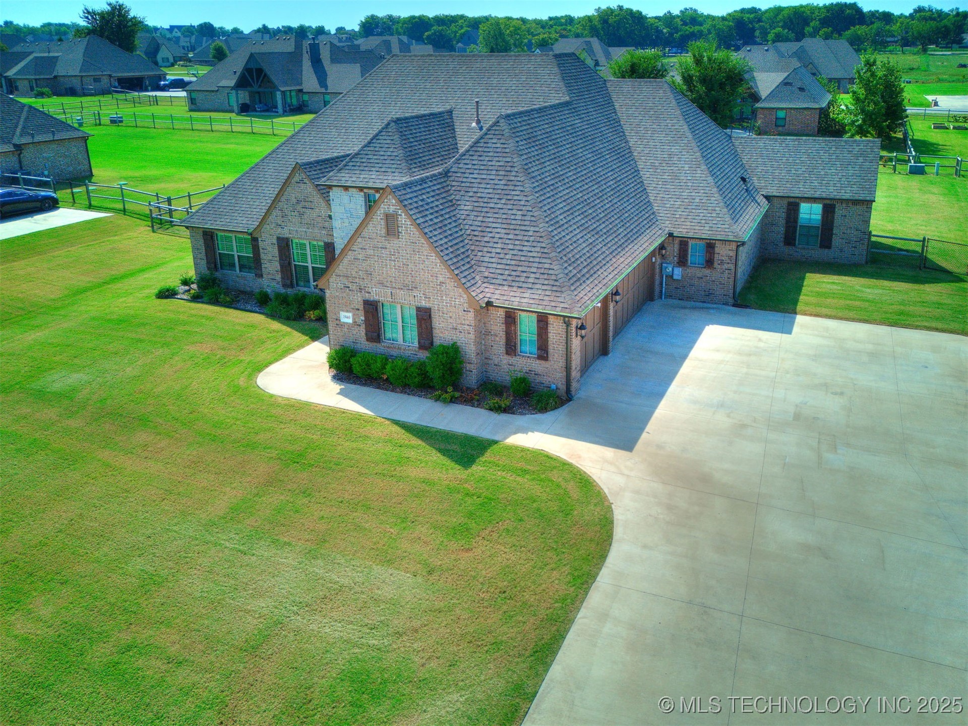 19460 E Boulder Drive Property Photo 53