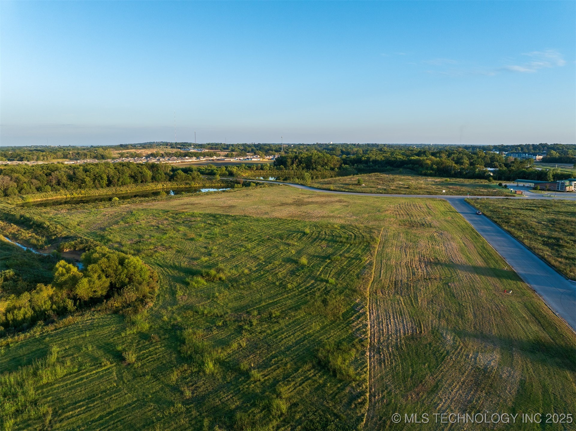 07 S 271st East Avenue Property Photo 29