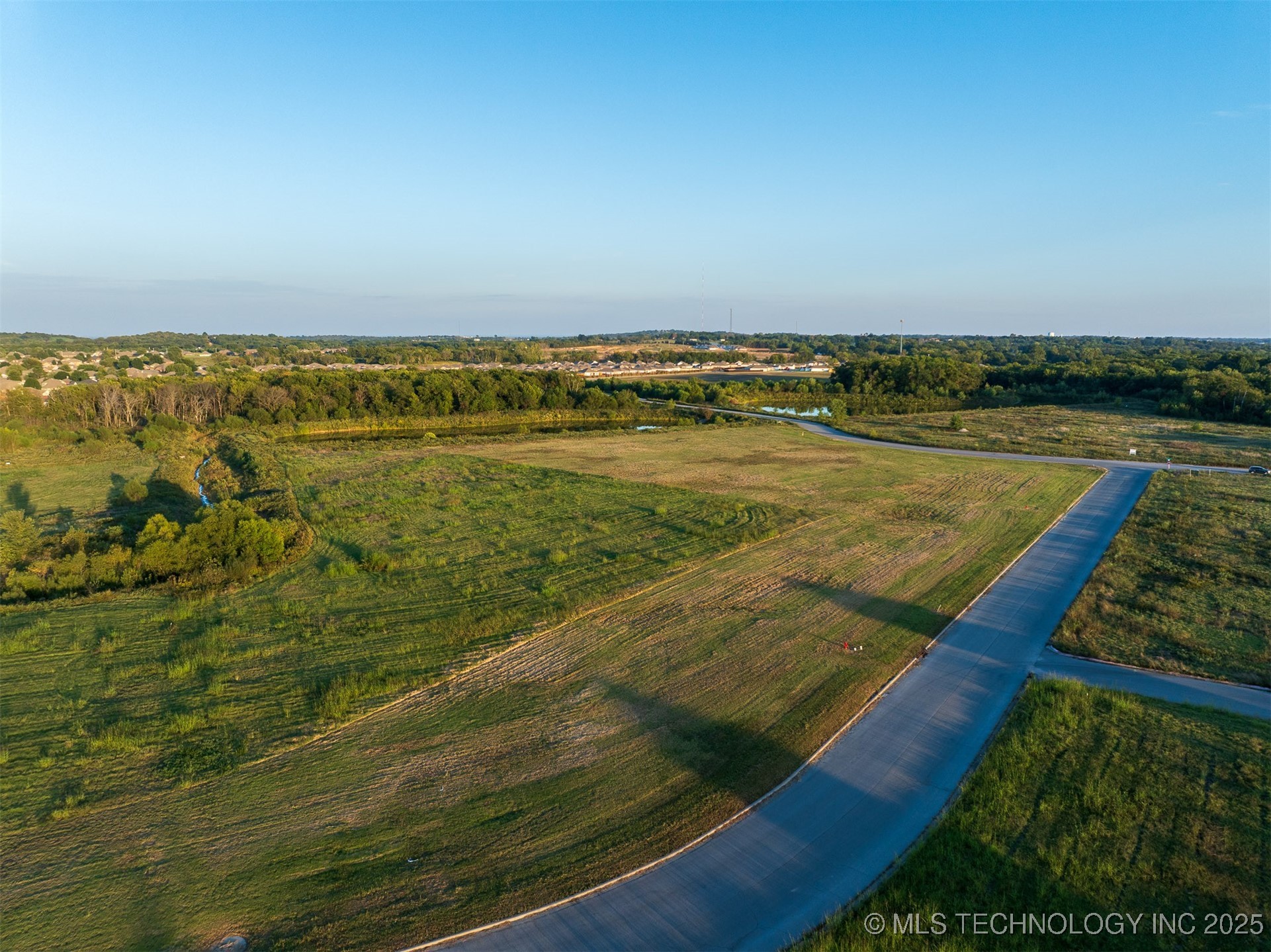 07 S 271st East Avenue Property Photo 30