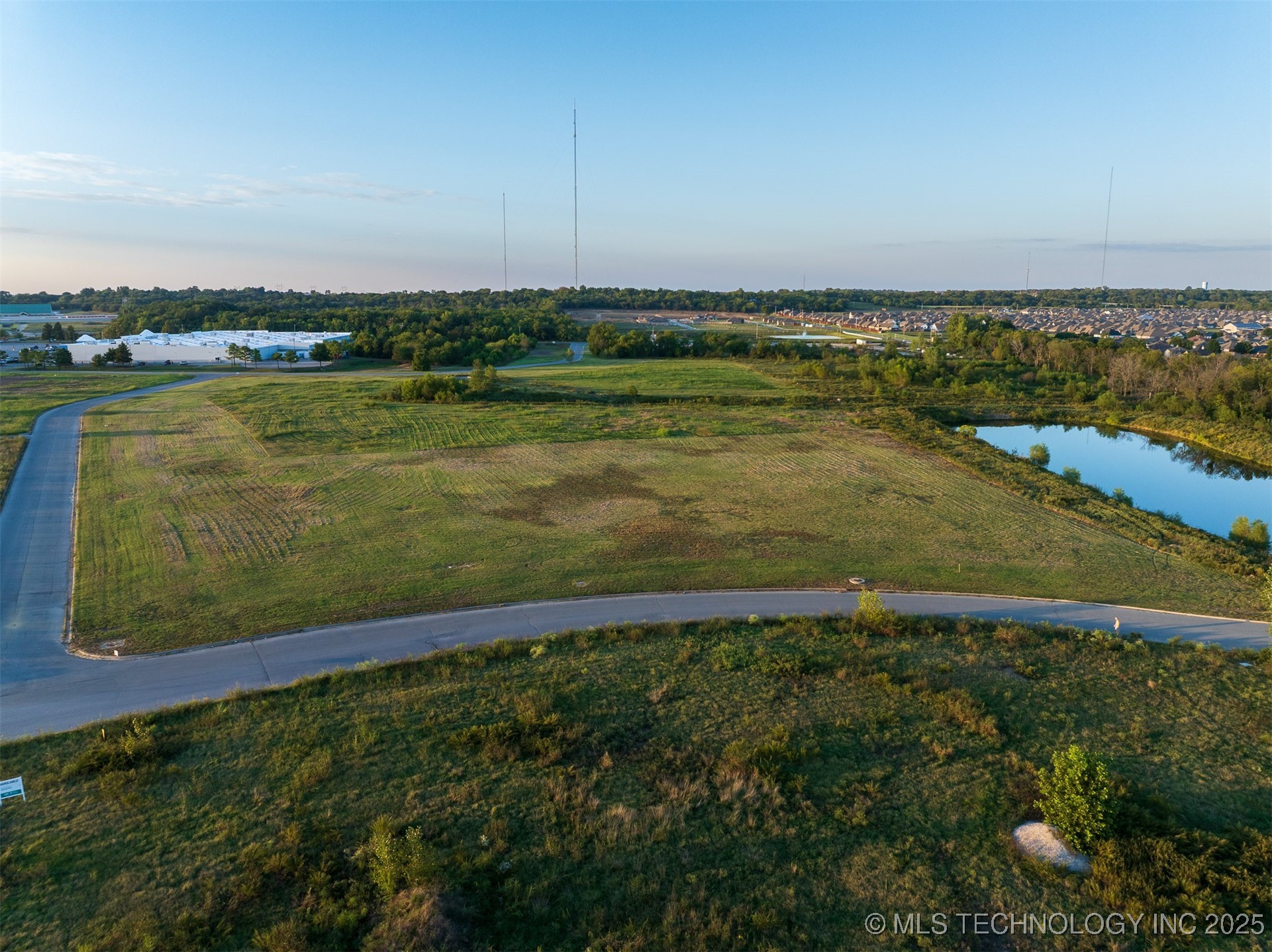 07 S 271st East Avenue Property Photo 36