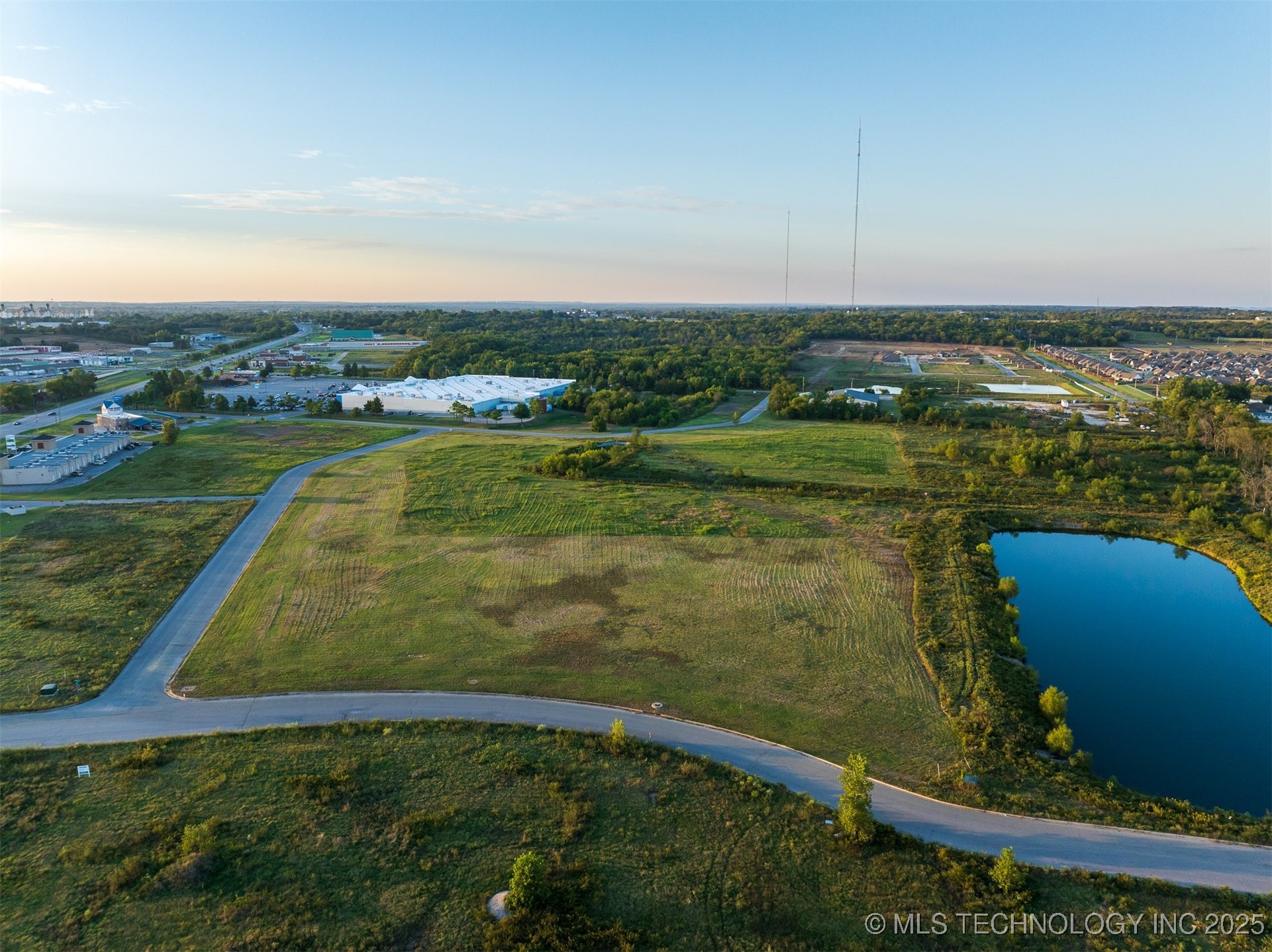 07 S 271st East Avenue Property Photo 37