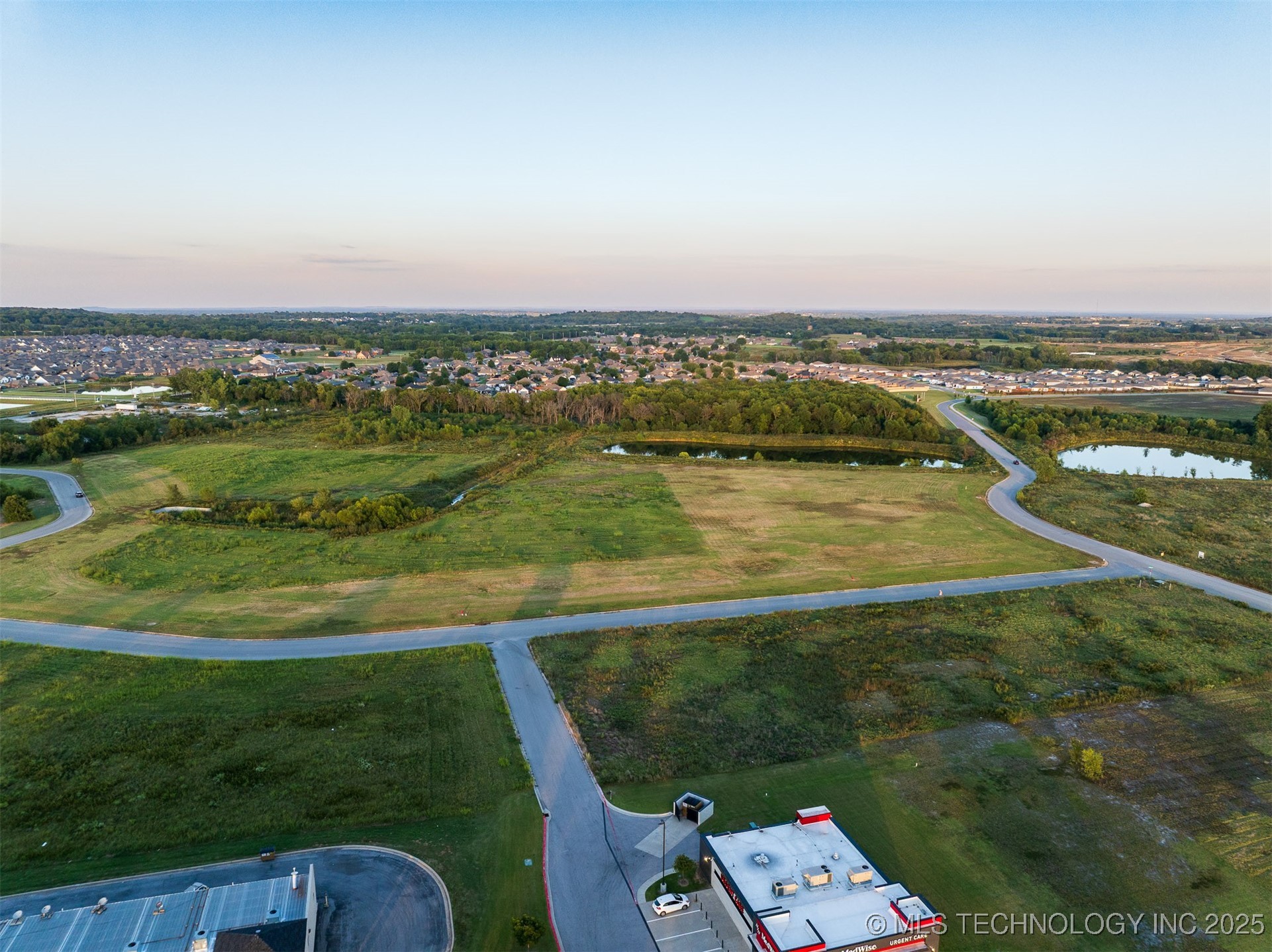 07 S 271st East Avenue Property Photo 42