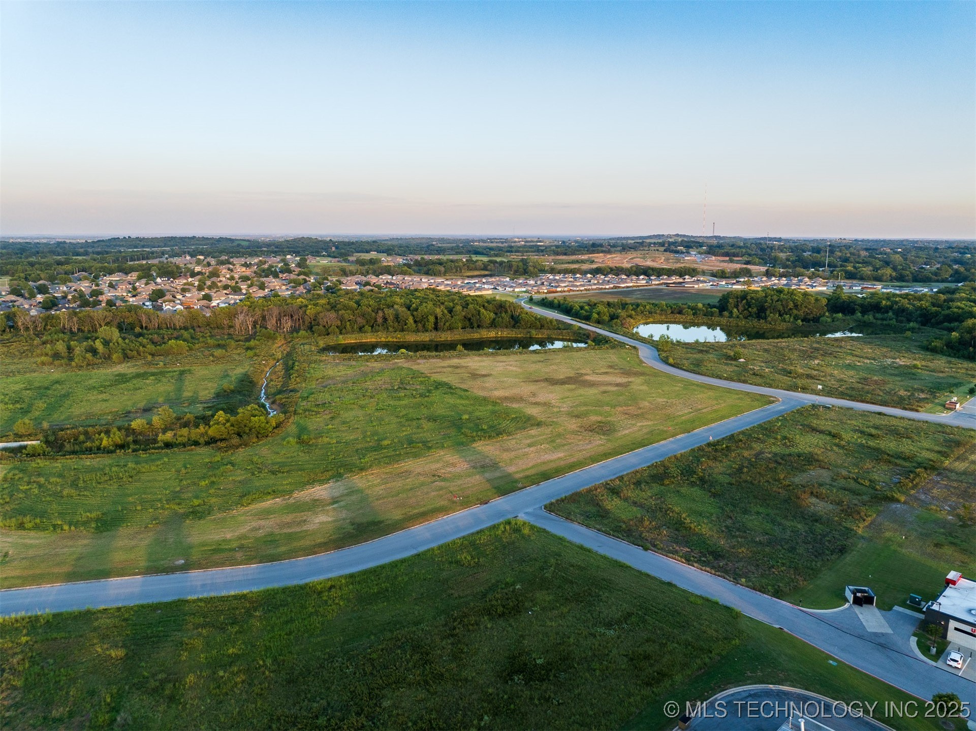 07 S 271st East Avenue Property Photo 43