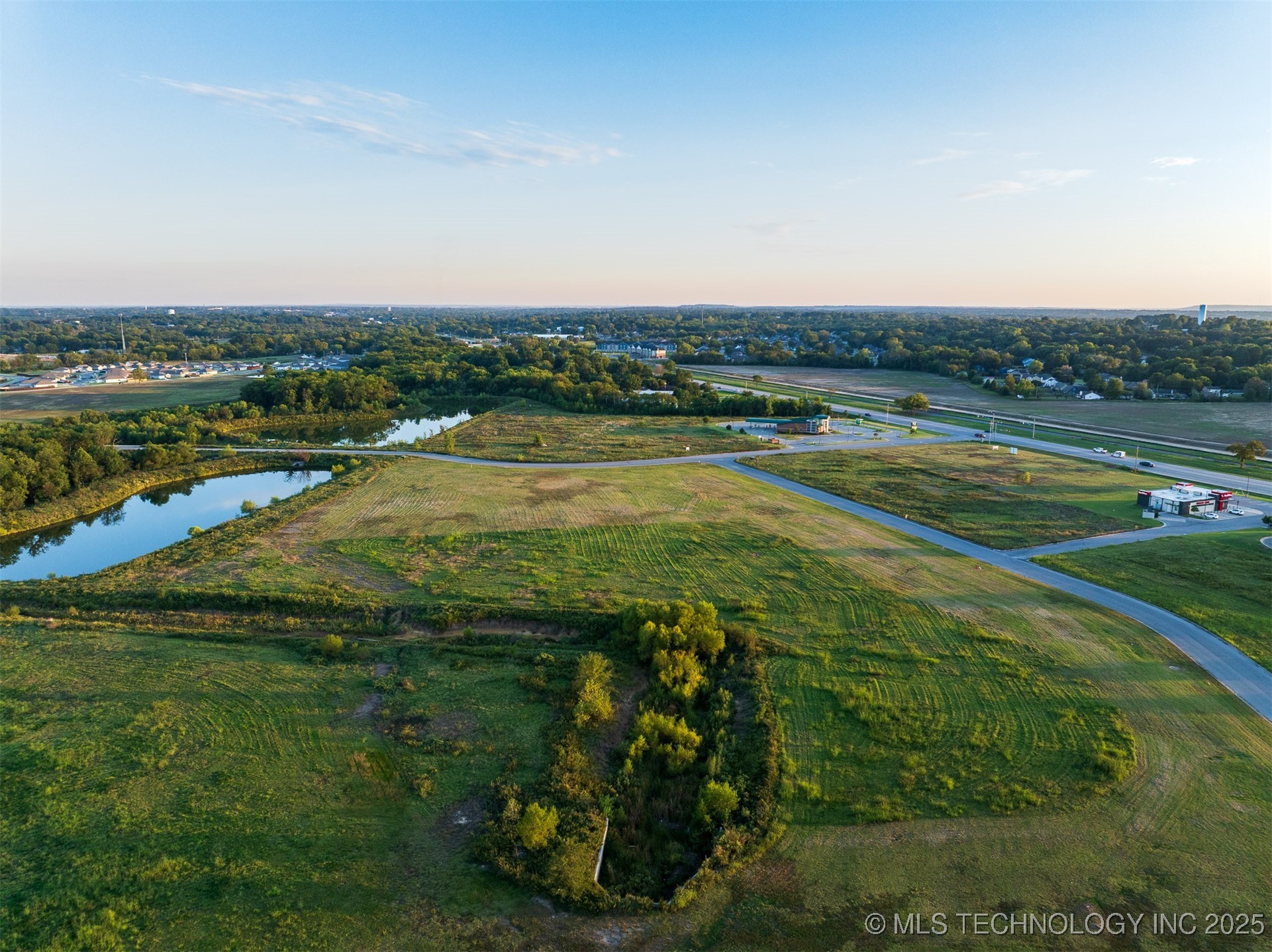 07 S 271st East Avenue Property Photo 46