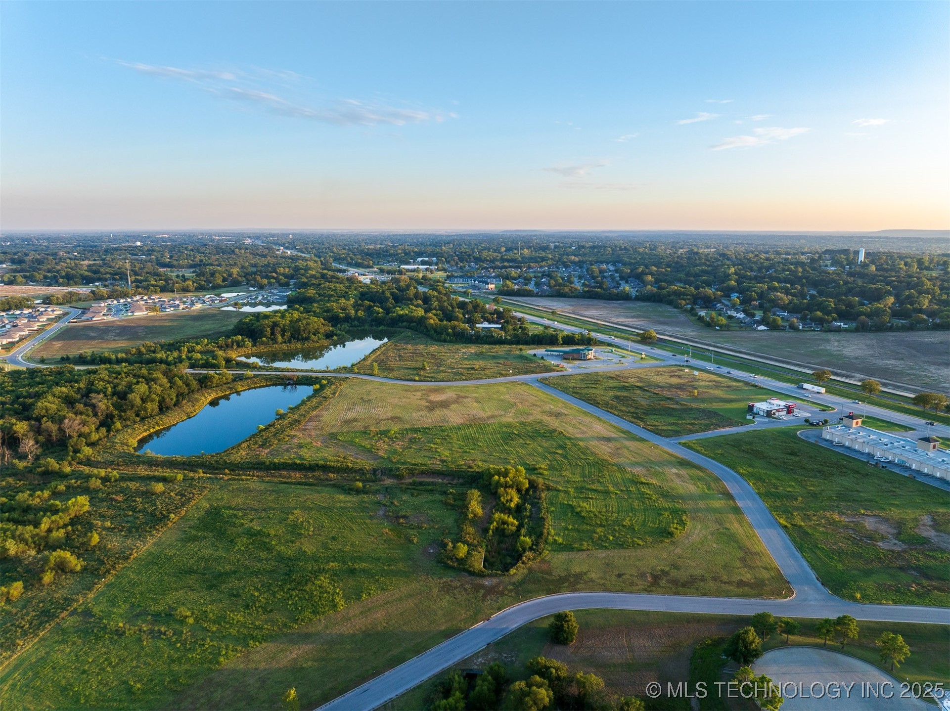07 S 271st East Avenue Property Photo 47