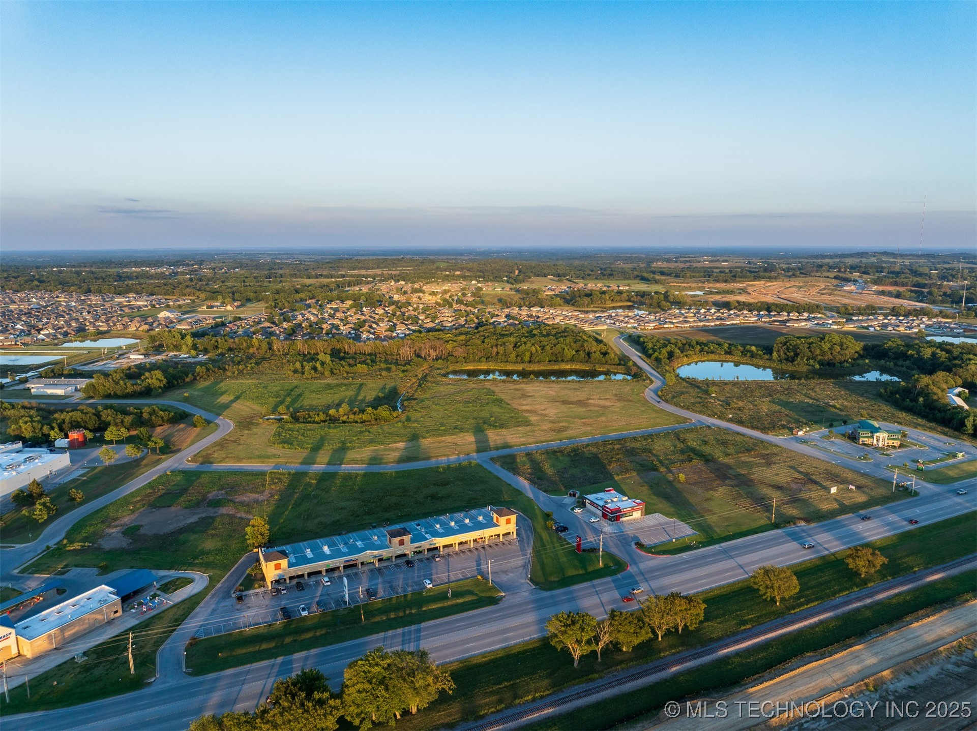 07 S 271st East Avenue Property Photo 52