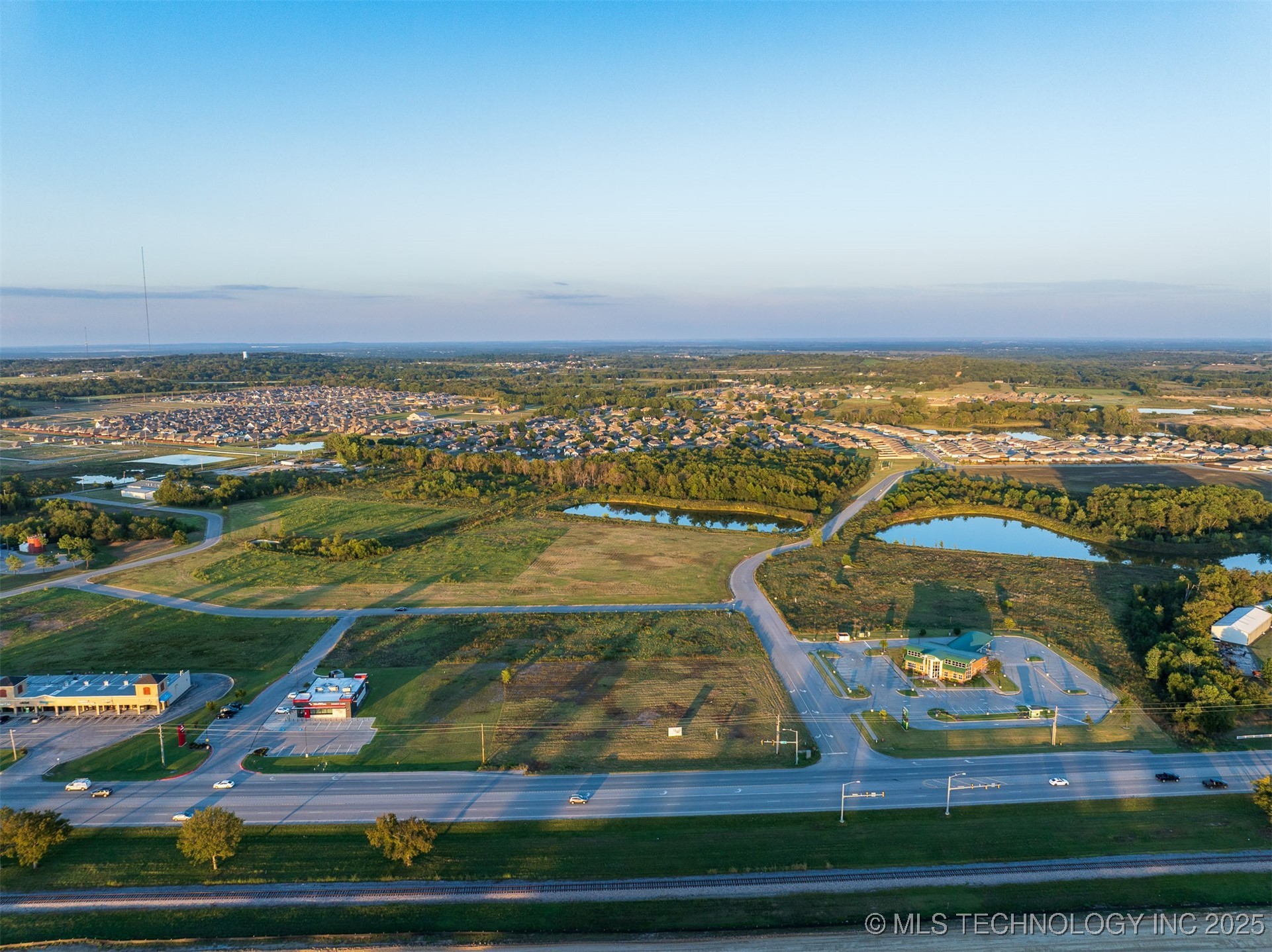 07 S 271st East Avenue Property Photo 53