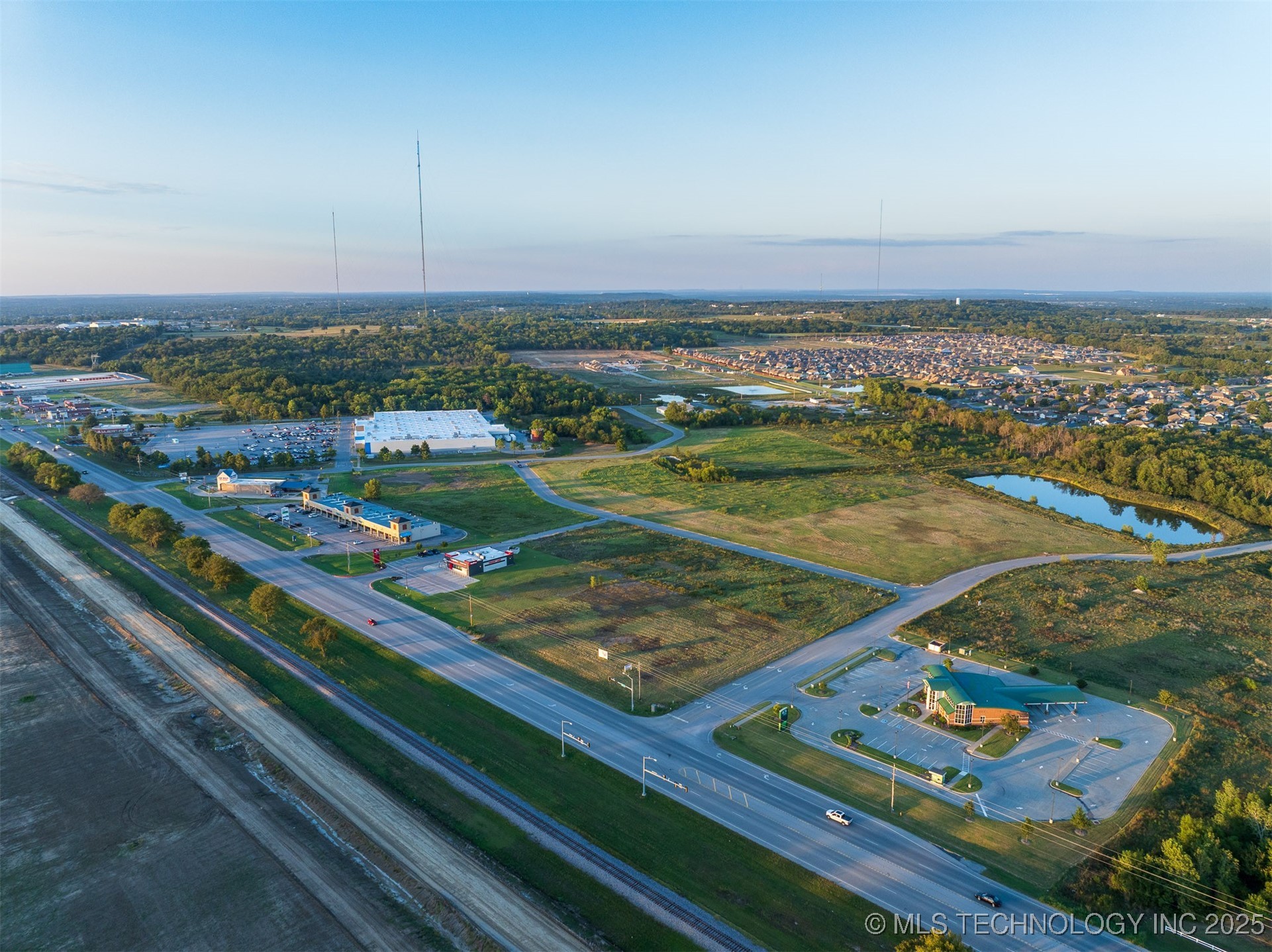 07 S 271st East Avenue Property Photo 54