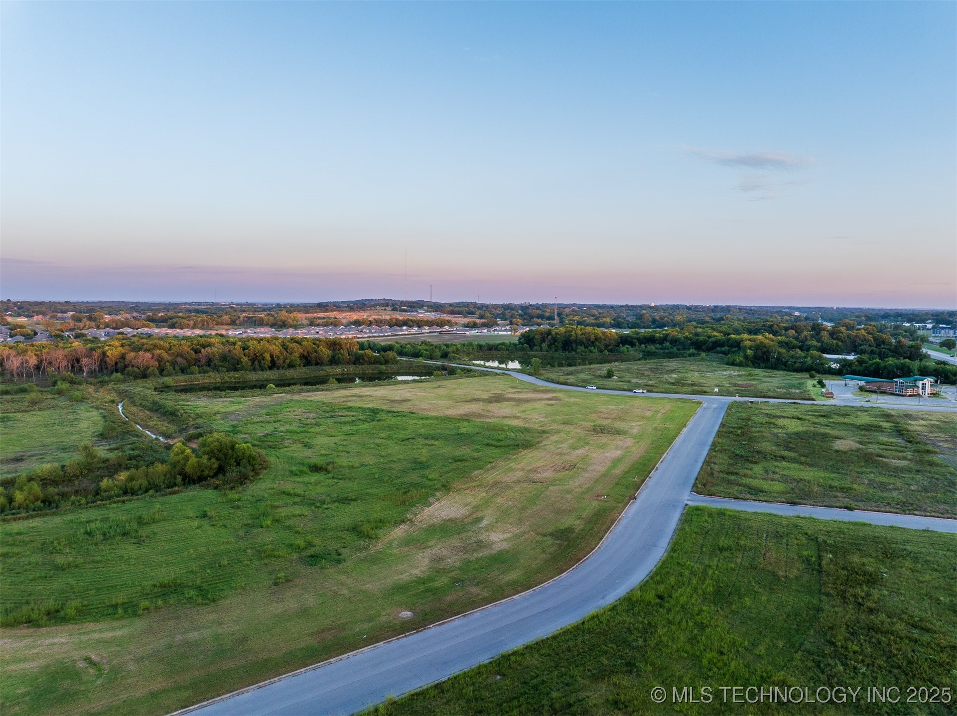 07 S 271st East Avenue Property Photo 56