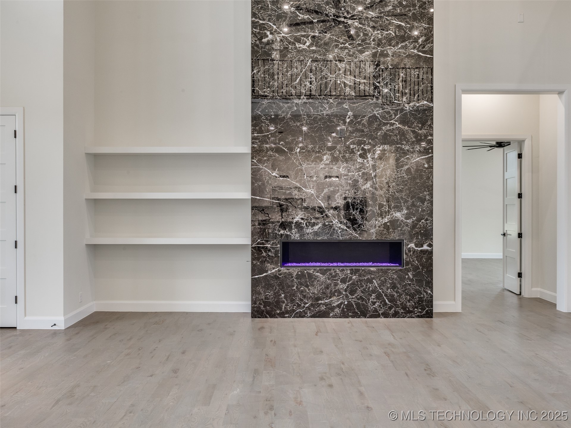 3022 W 81st Street Property Photo 13