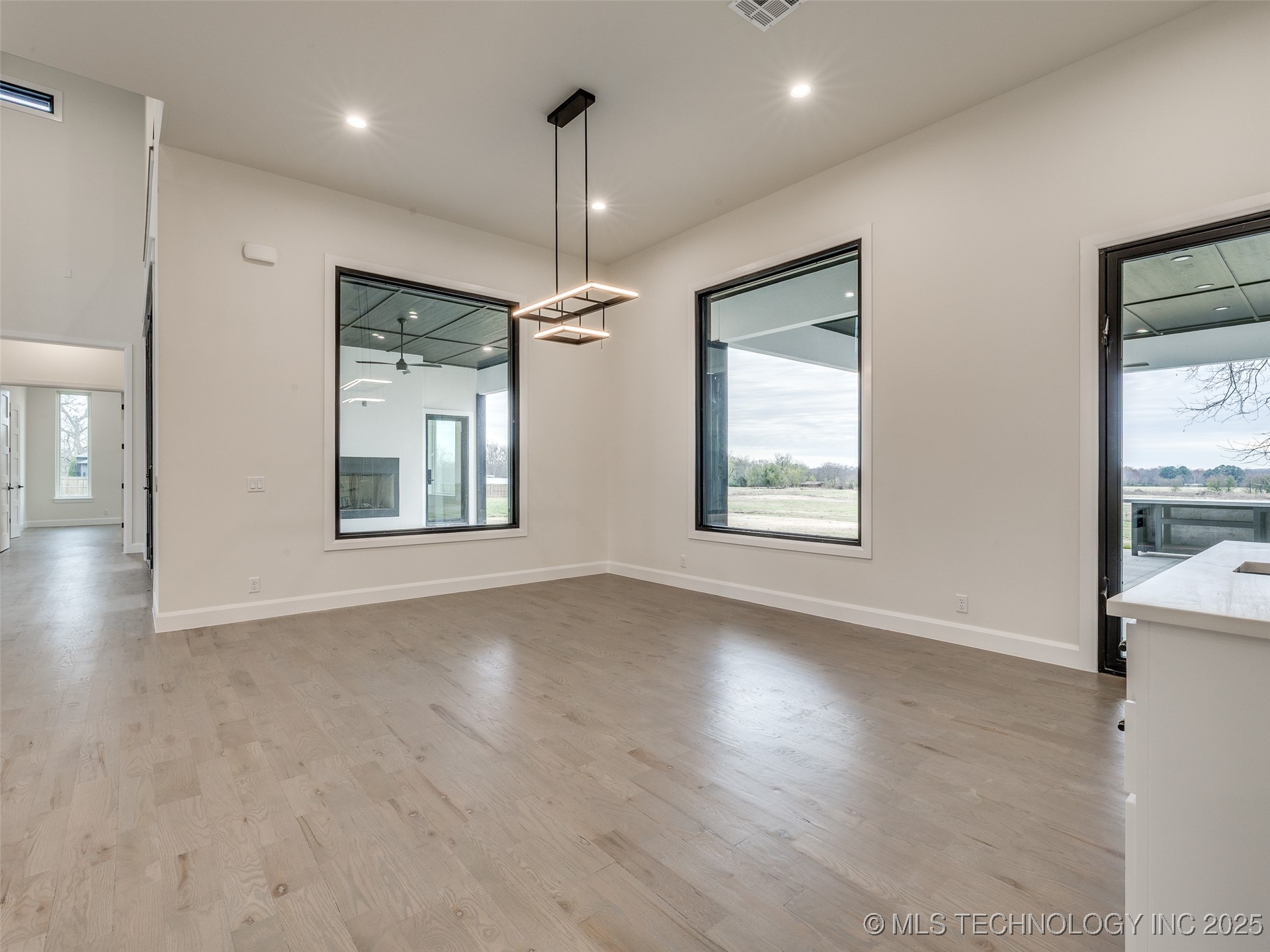 3022 W 81st Street Property Photo 27