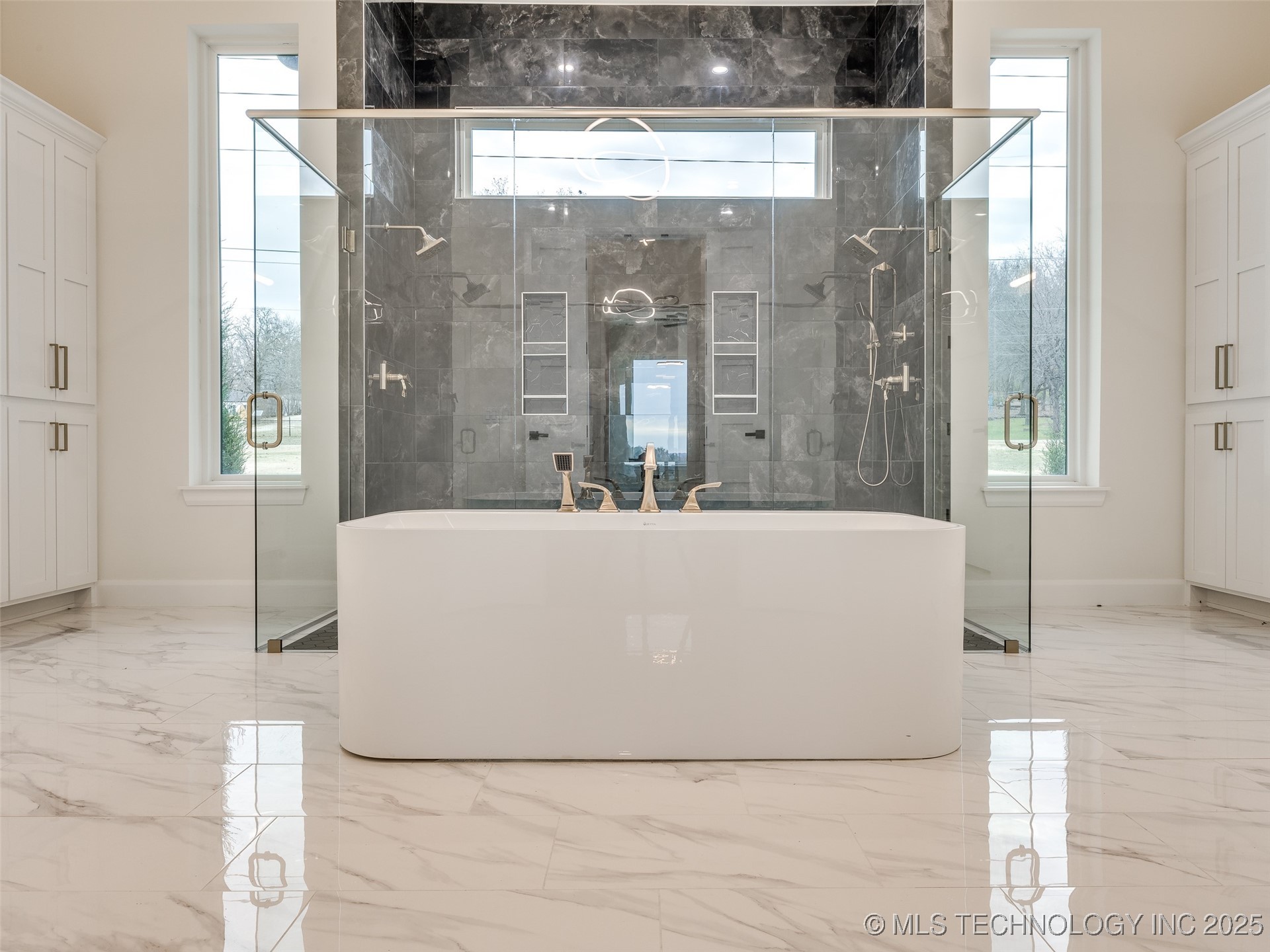 3022 W 81st Street Property Photo 42