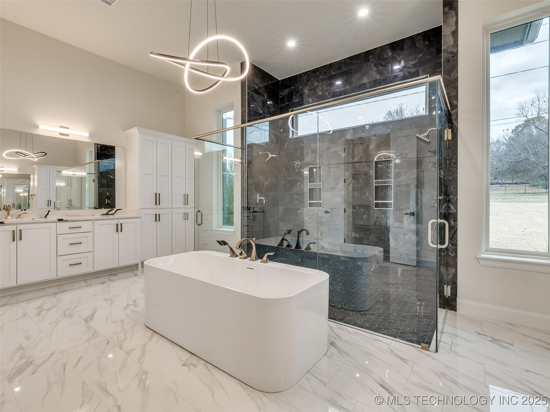 3022 W 81st Street Property Photo 44