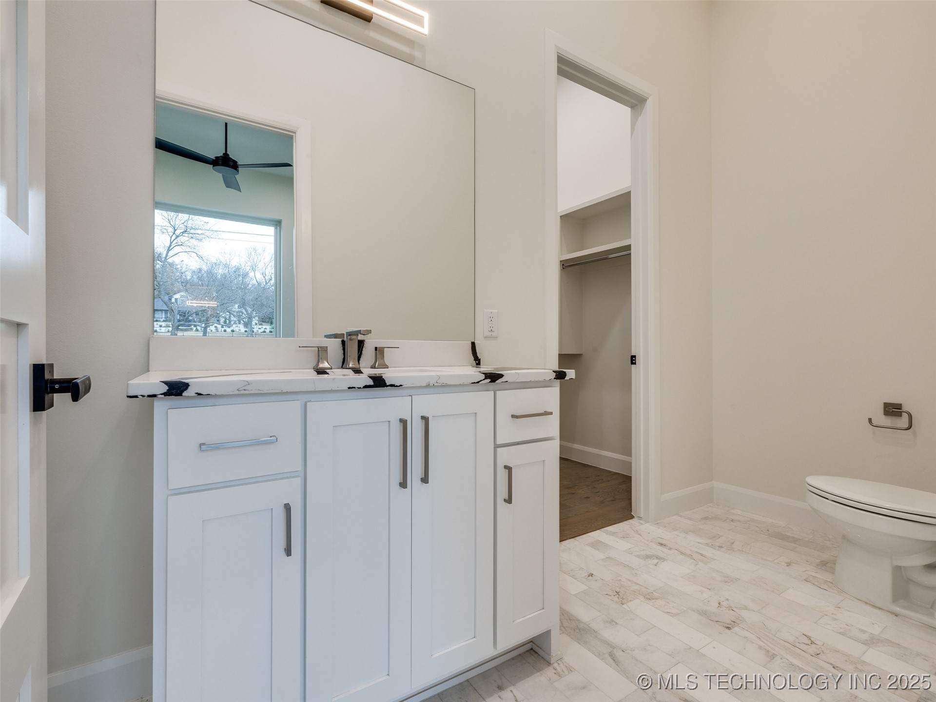 3022 W 81st Street Property Photo 53