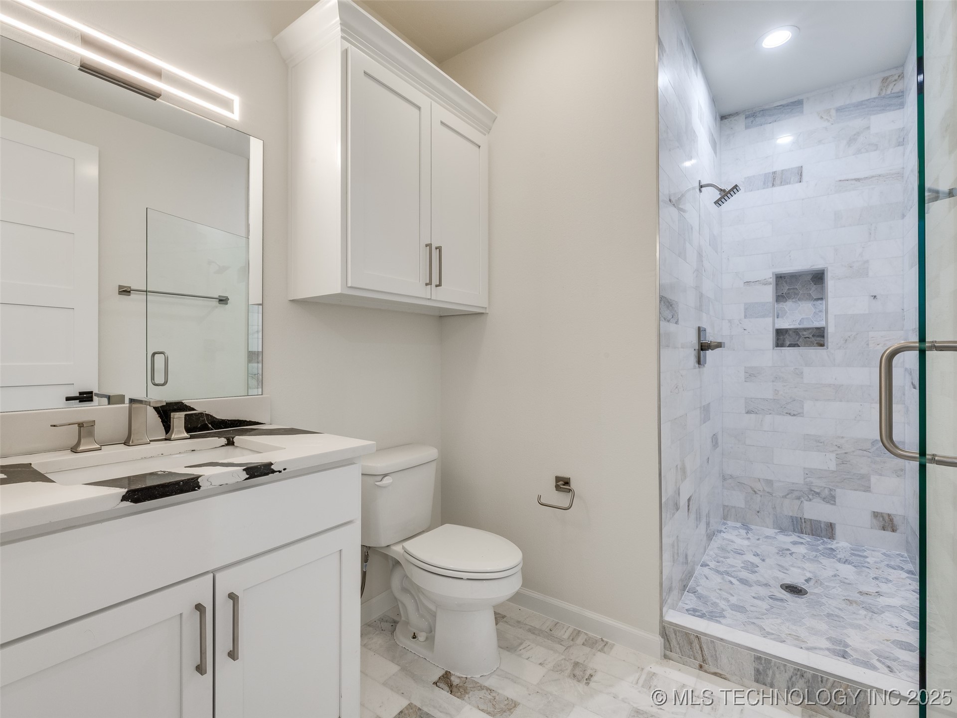 3022 W 81st Street Property Photo 64