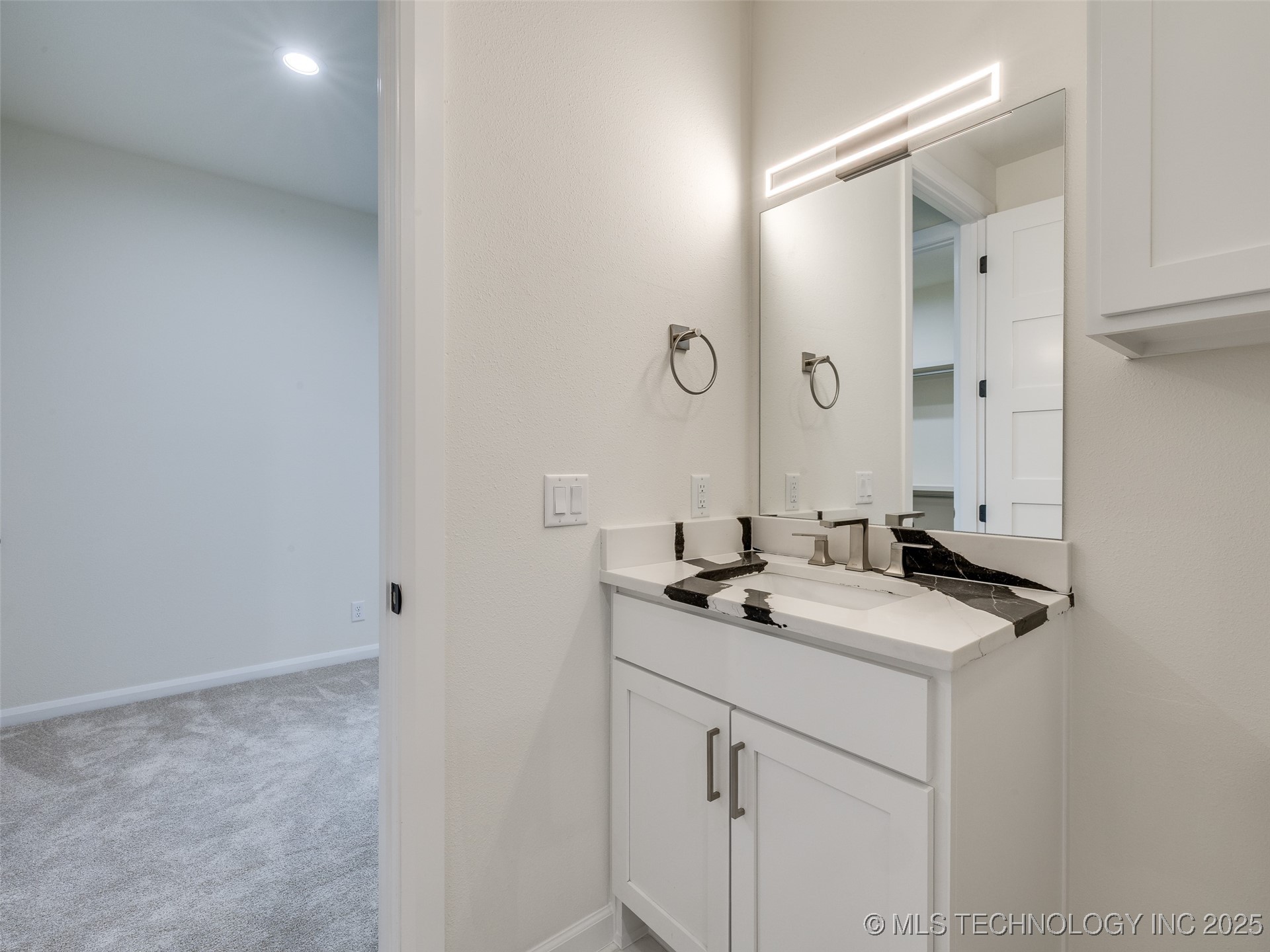 3022 W 81st Street Property Photo 65