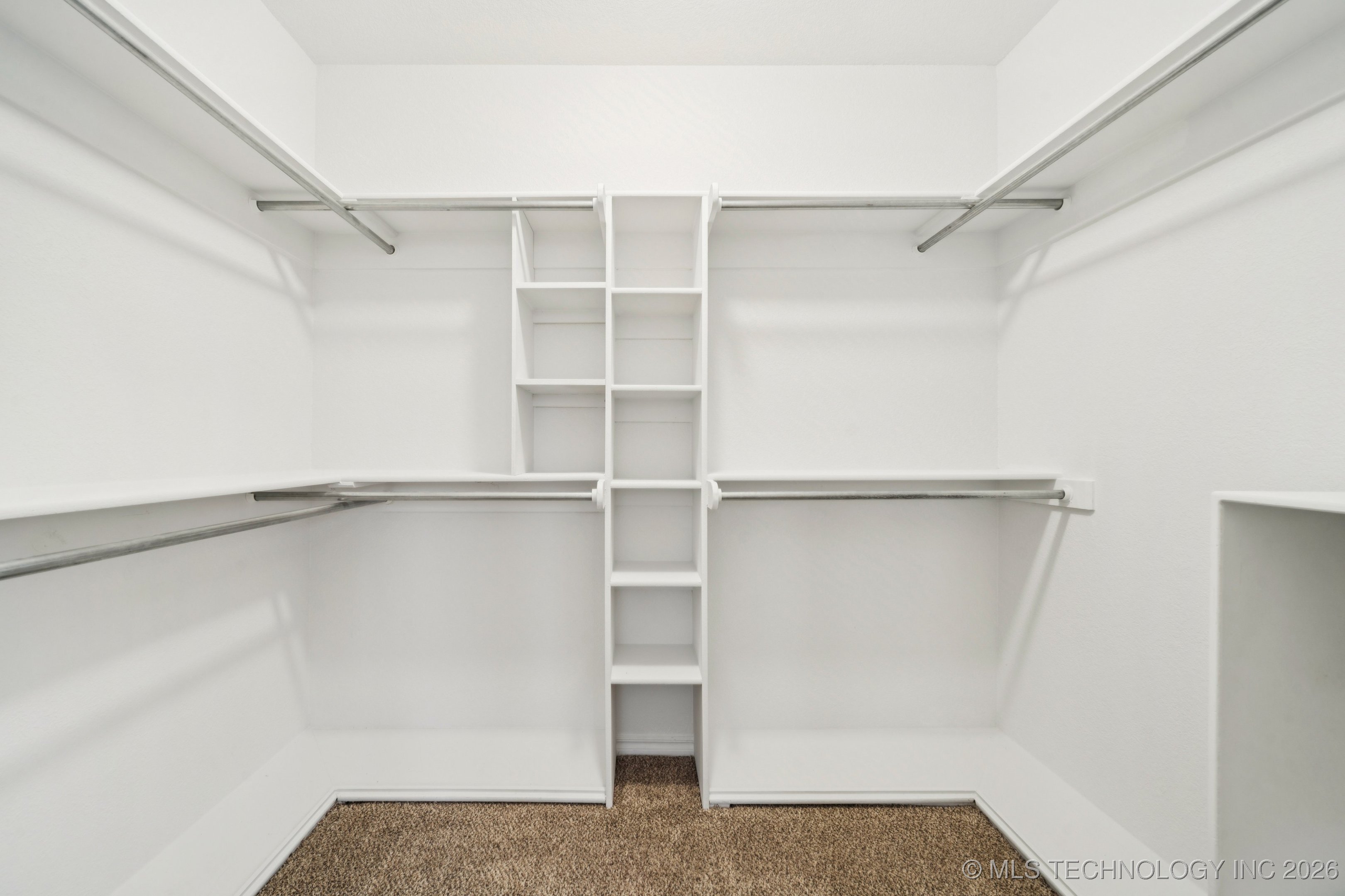 814 S Tall Chief Avenue Property Photo 22