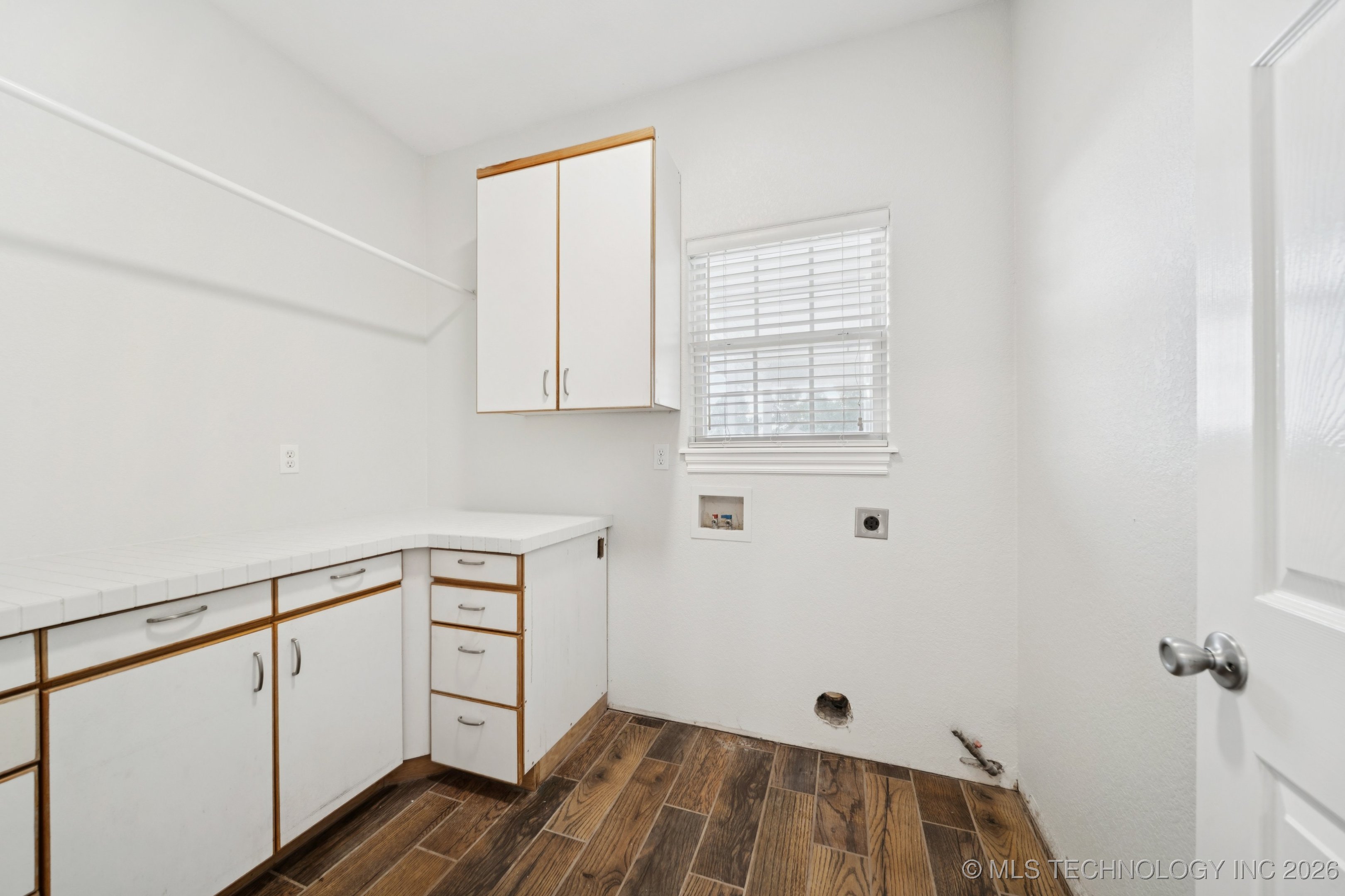 814 S Tall Chief Avenue Property Photo 29