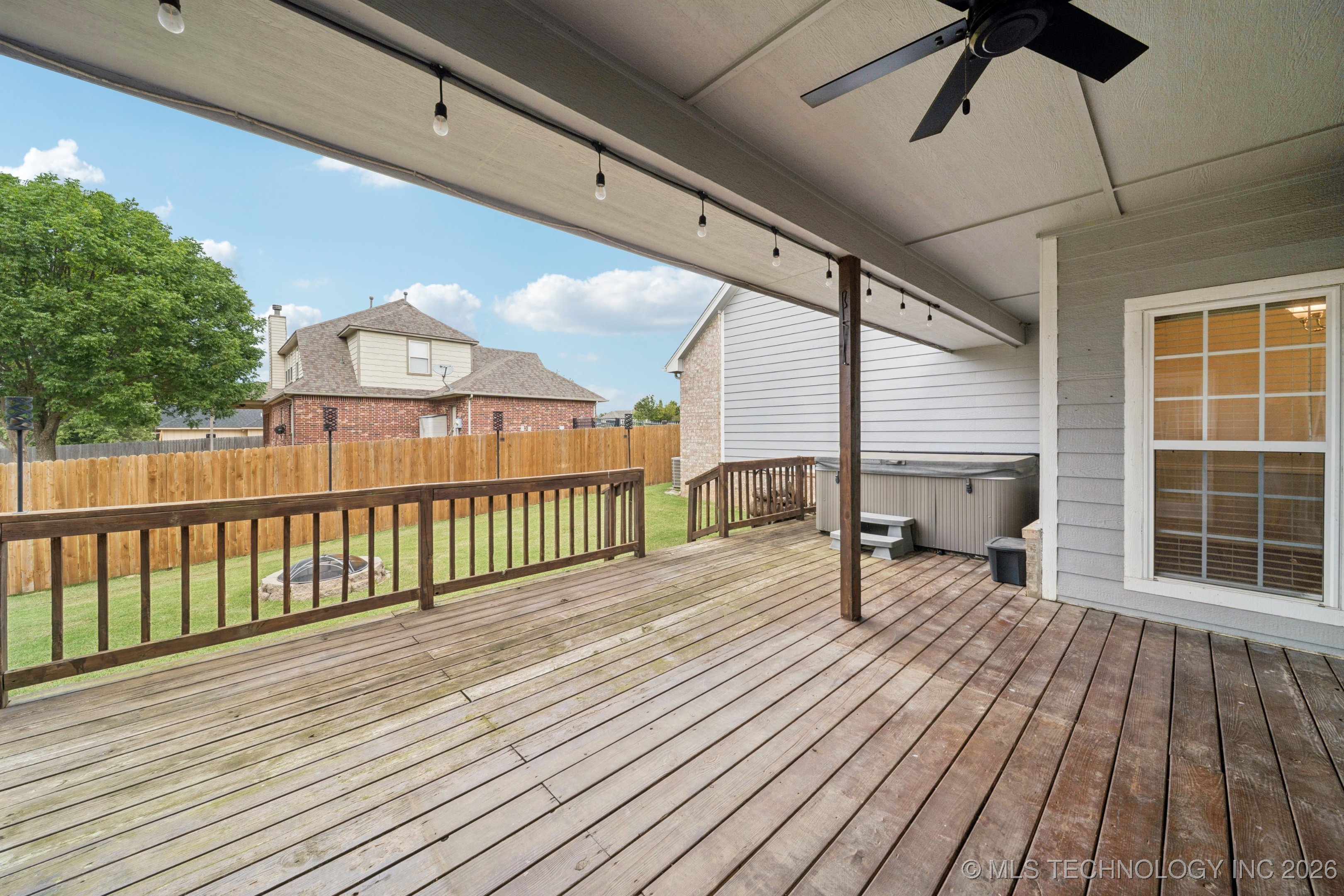 814 S Tall Chief Avenue Property Photo 33