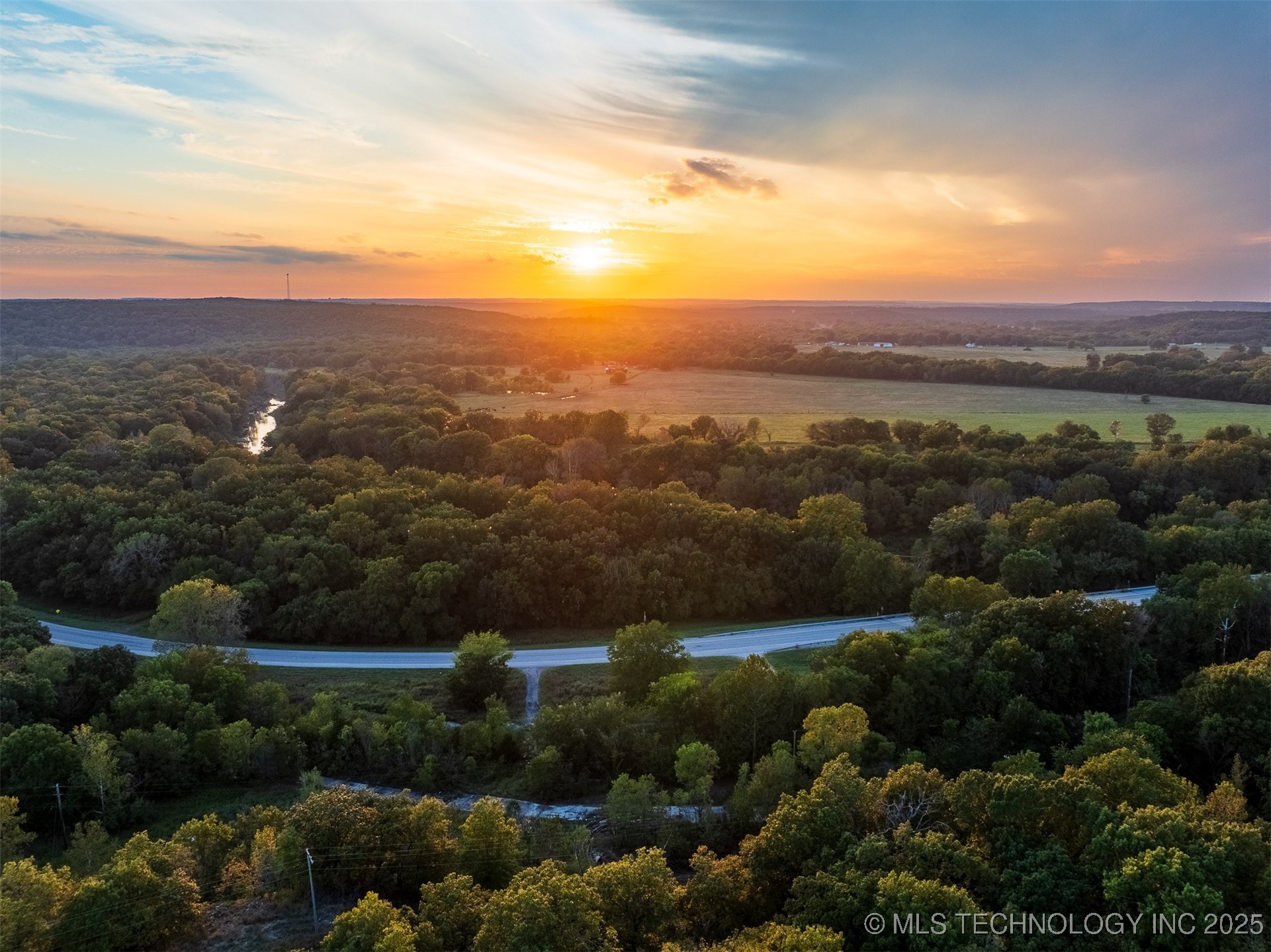 12 Hwy 11 Property Photo 2