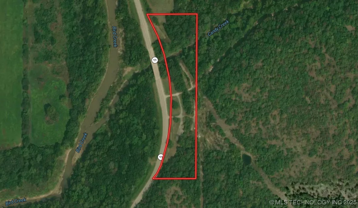 12 Hwy 11 Property Photo 4