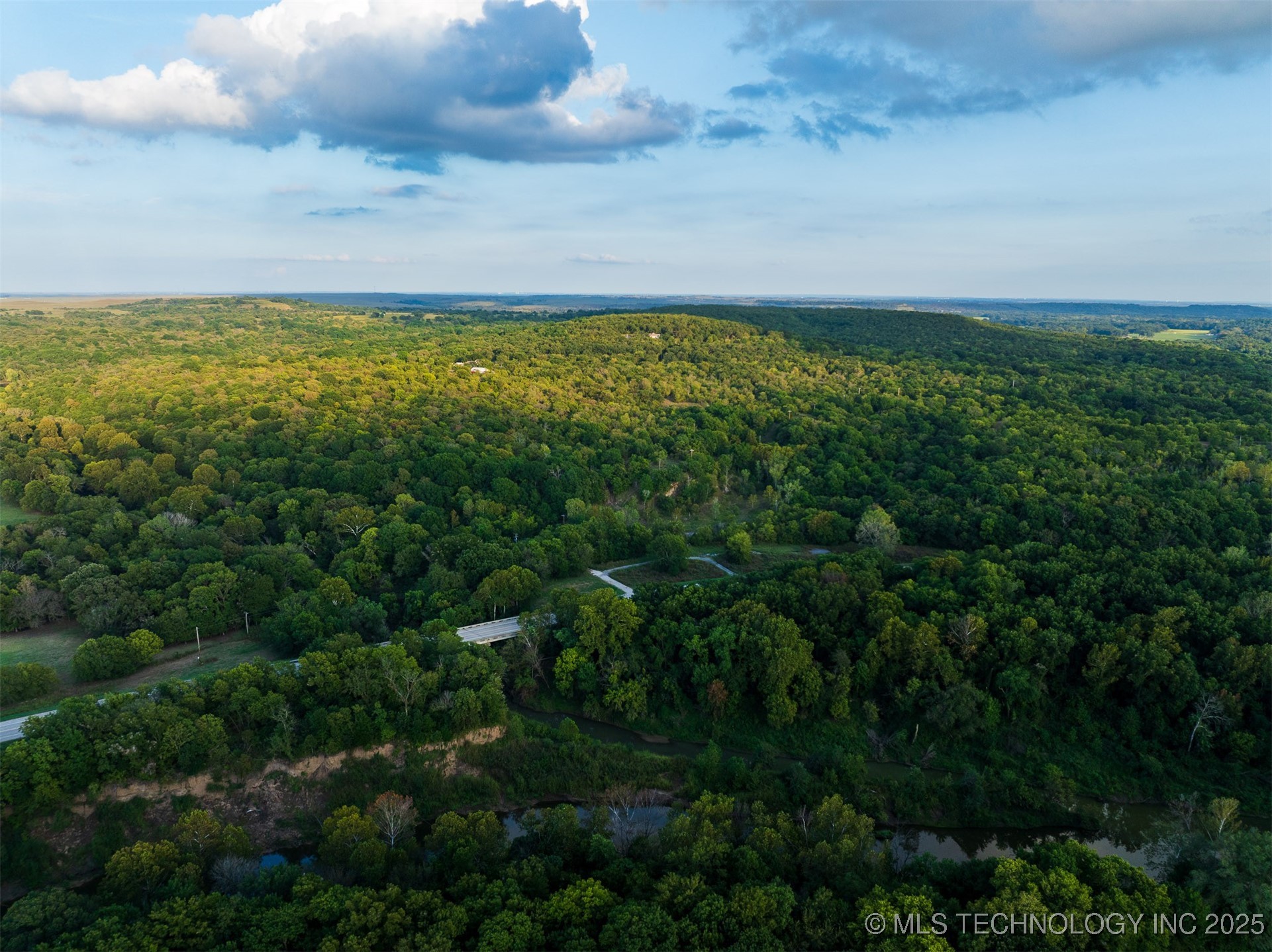 12 Hwy 11 Property Photo 32