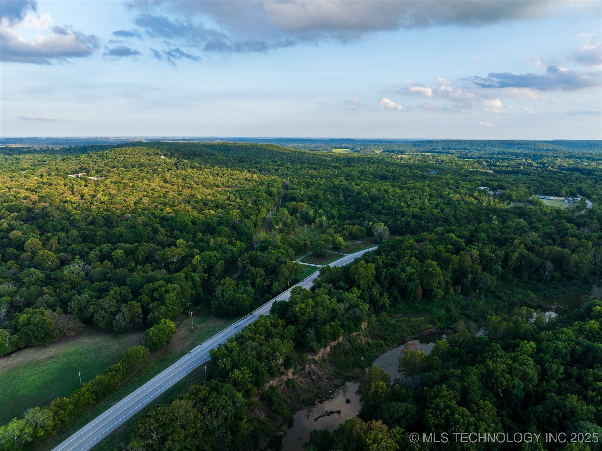 12 Hwy 11 Property Photo 33