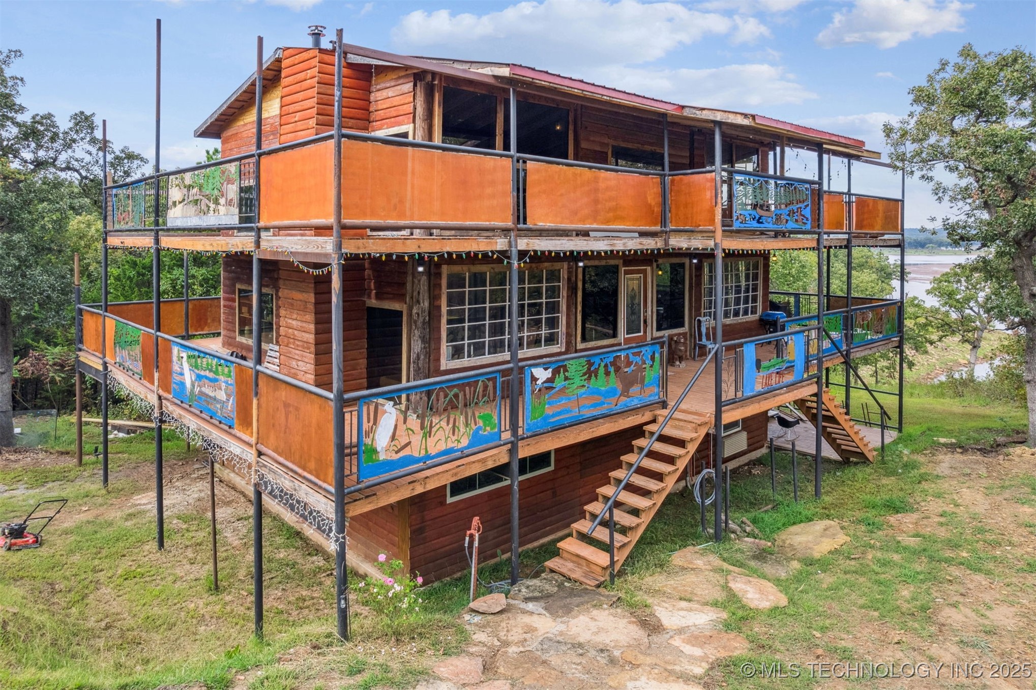 5277 W Lake Drive Property Photo 3