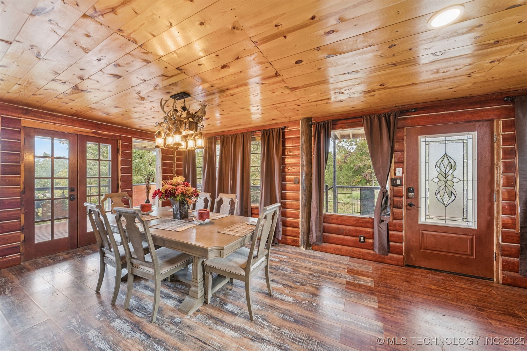 5277 W Lake Drive Property Photo 11