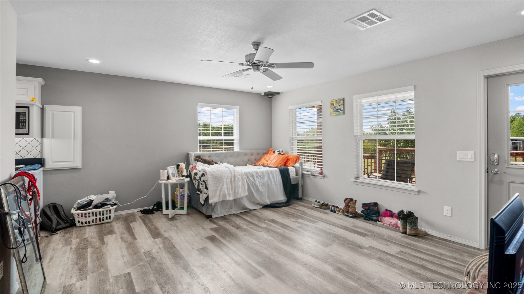 18091 N County Road 3350 Property Photo 18