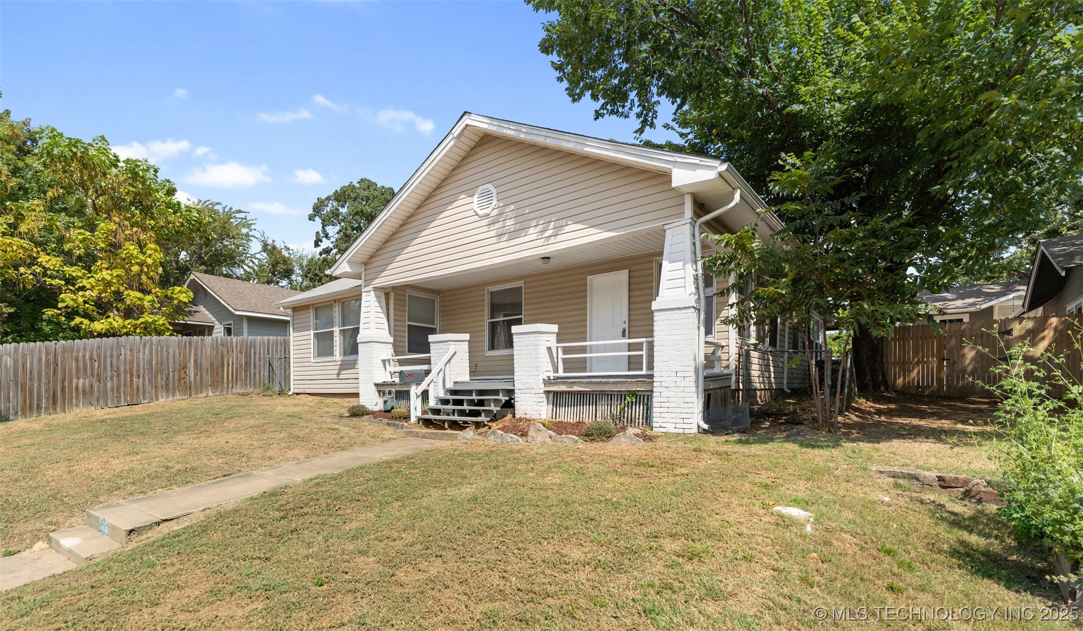 513 N Main Street Property Photo 2