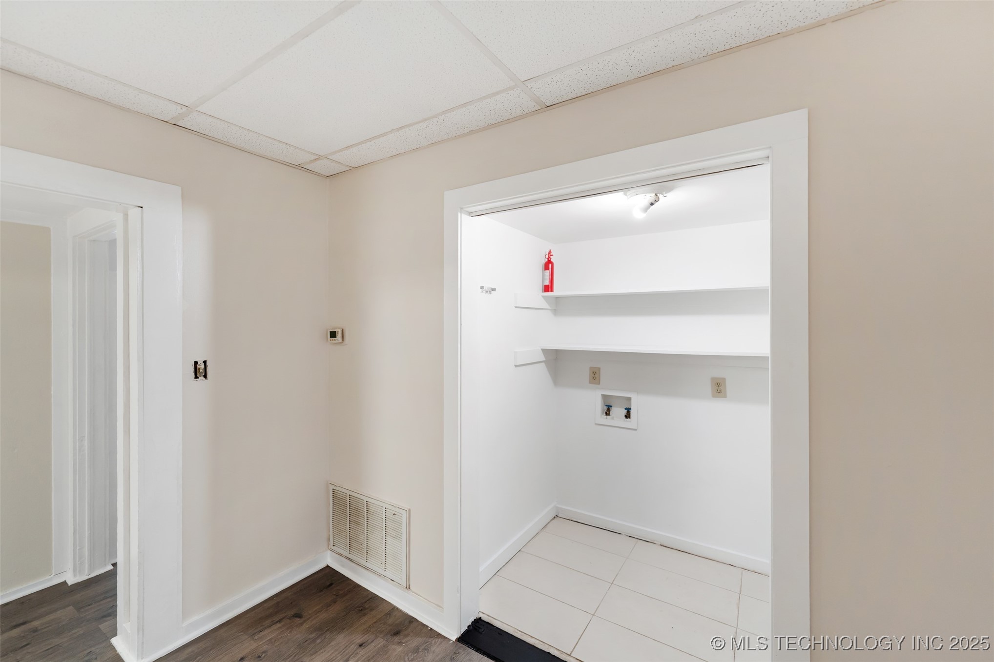 513 N Main Street Property Photo 8