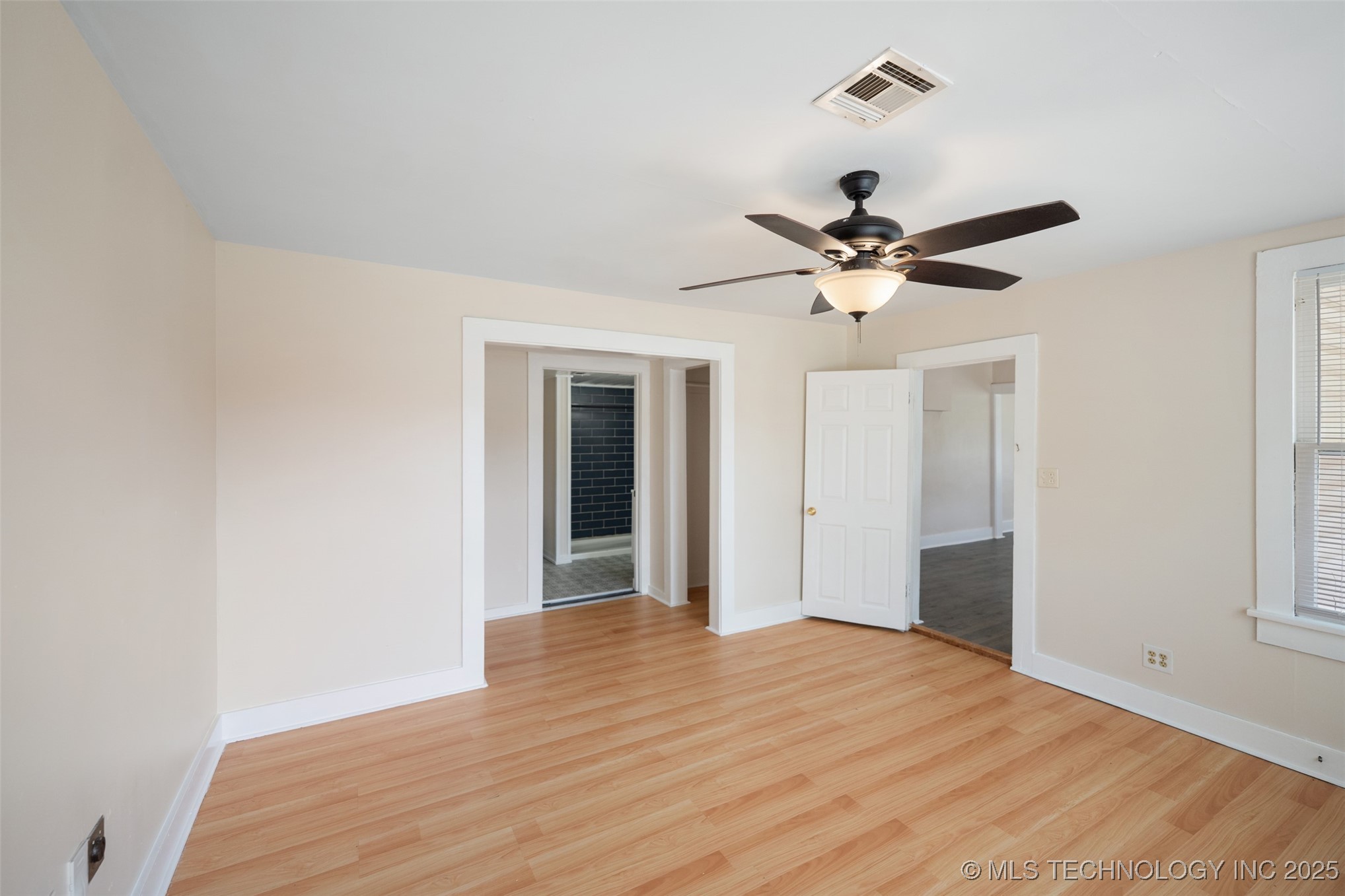 513 N Main Street Property Photo 11