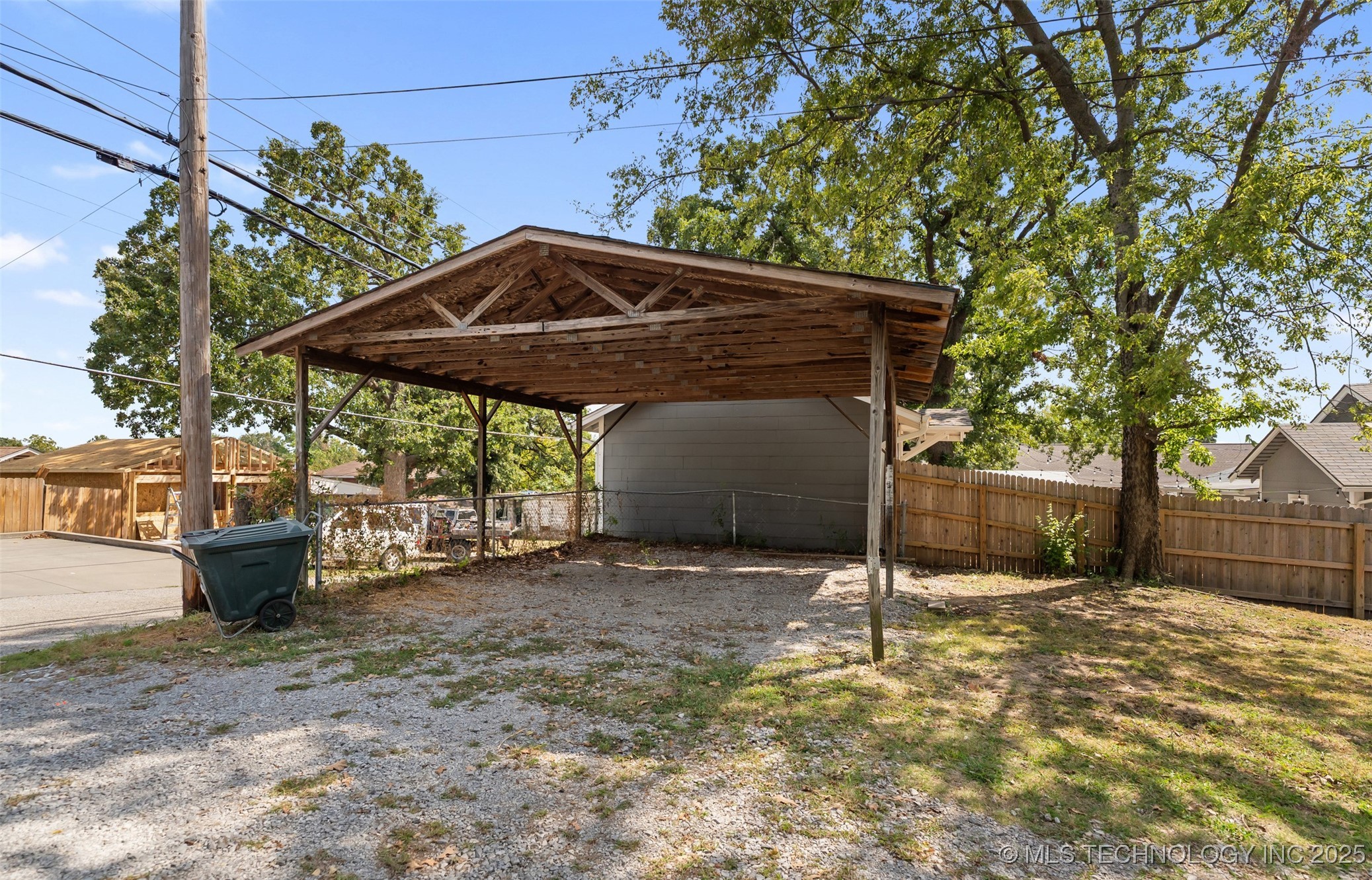 513 N Main Street Property Photo 22