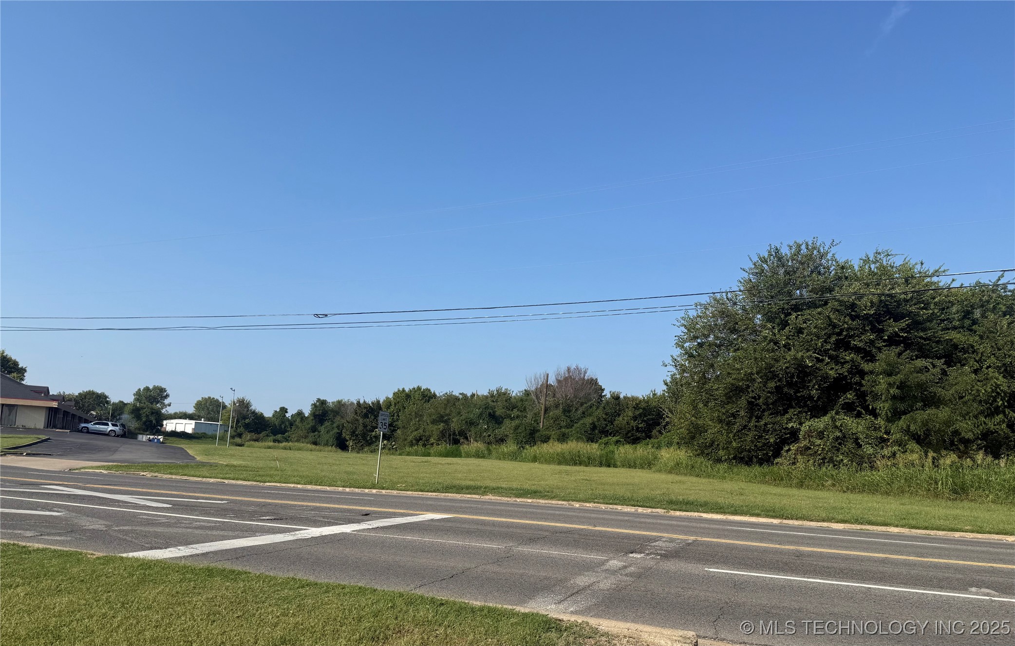 1813 N York Property Photo 2