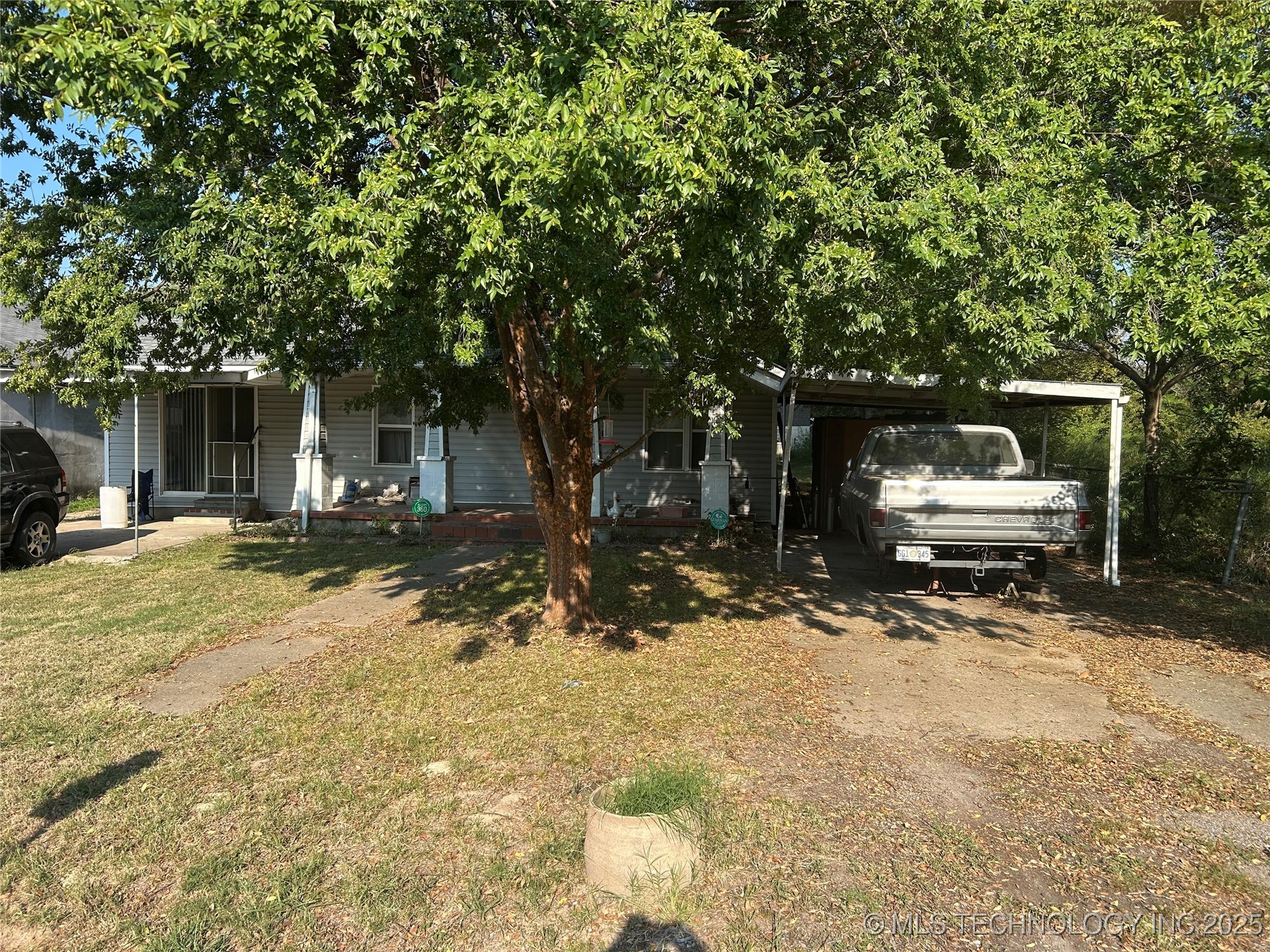 915 S C Street Property Photo 1