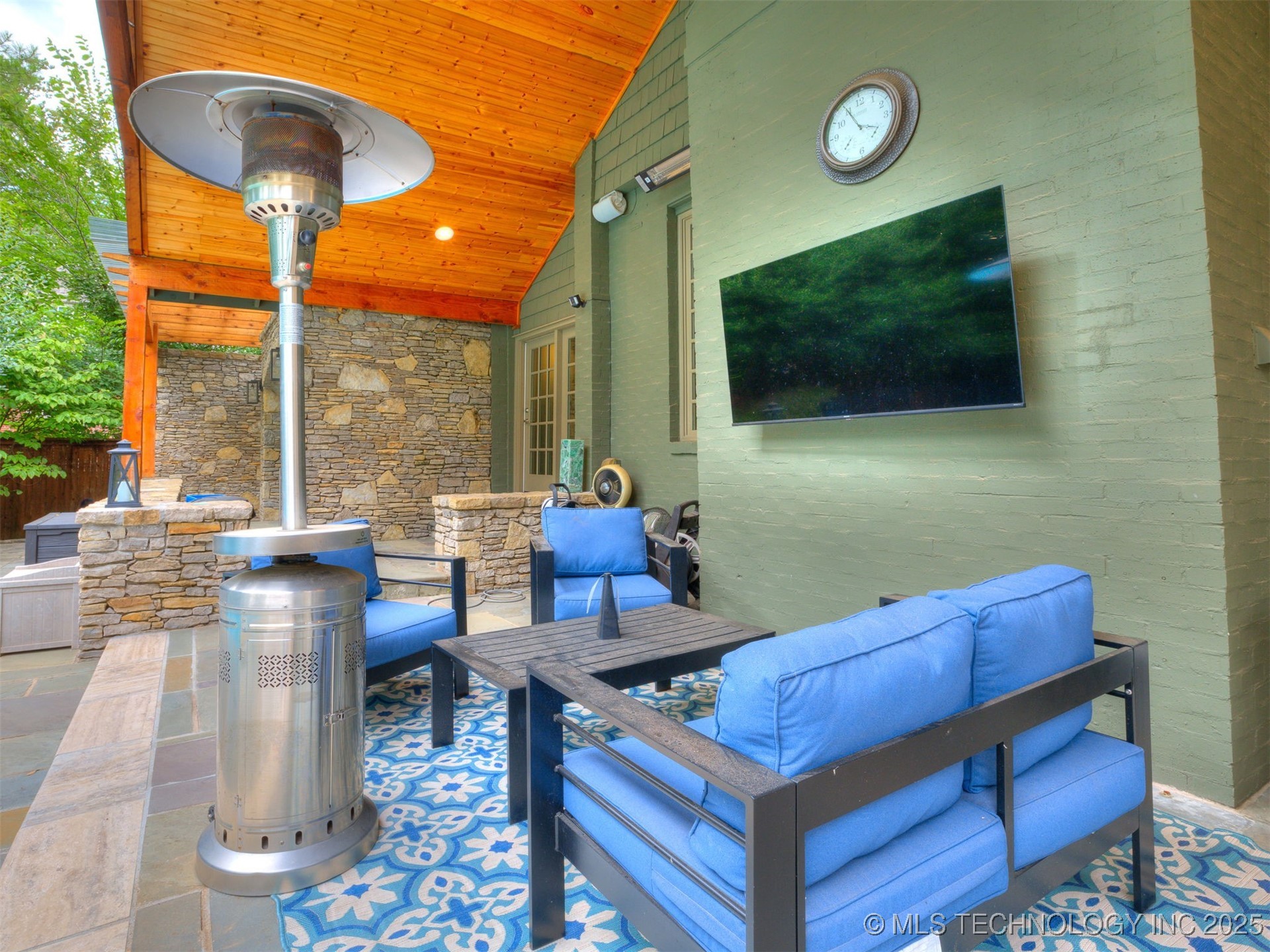 1782 E 30th Street Property Photo 15