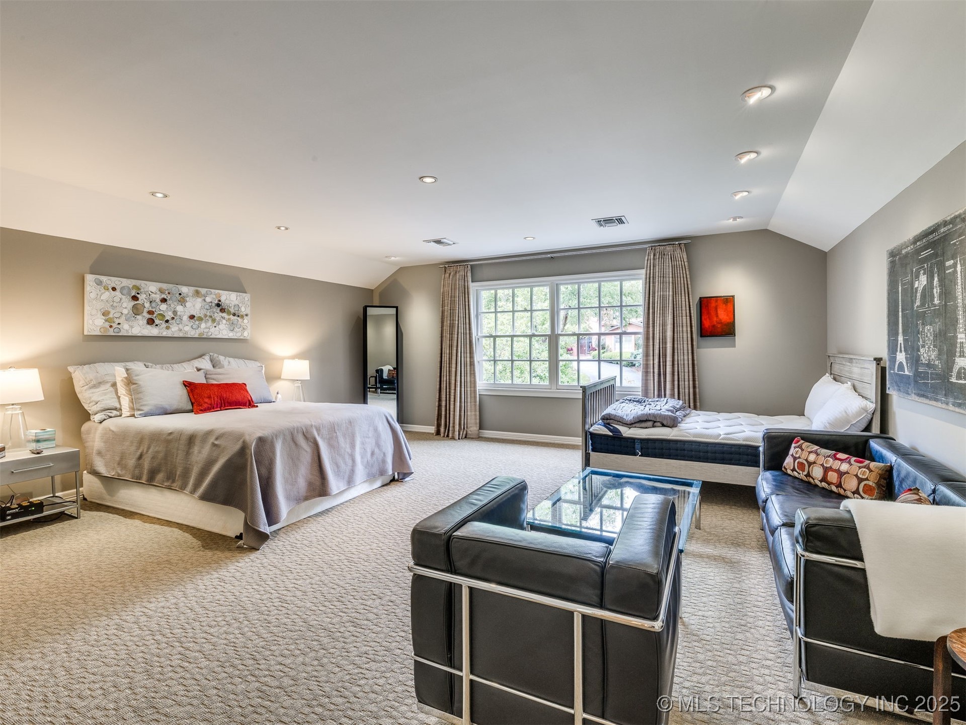 1782 E 30th Street Property Photo 77