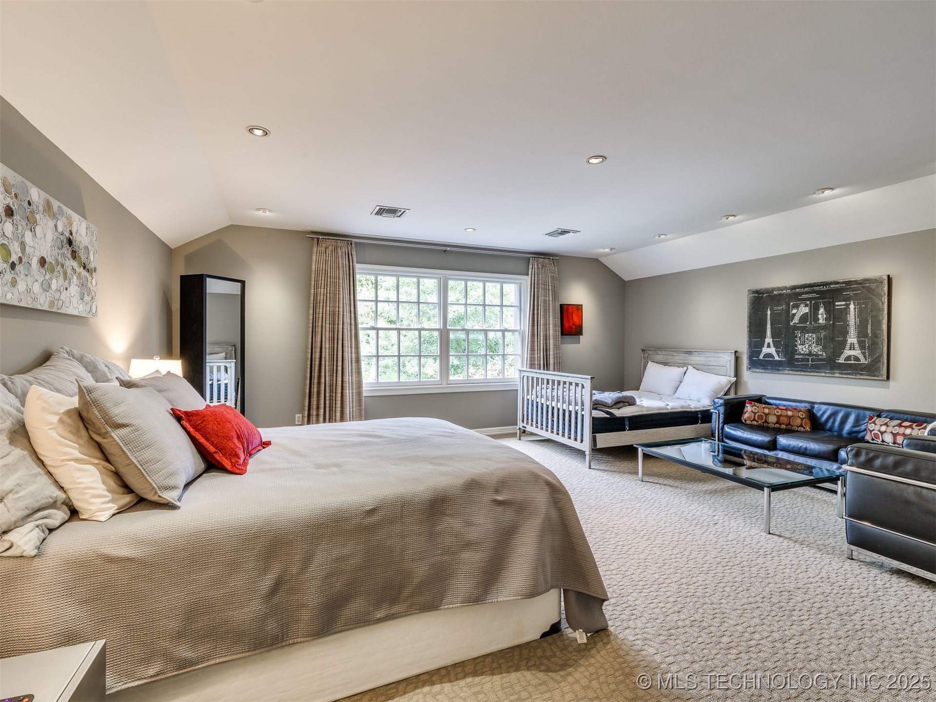 1782 E 30th Street Property Photo 78