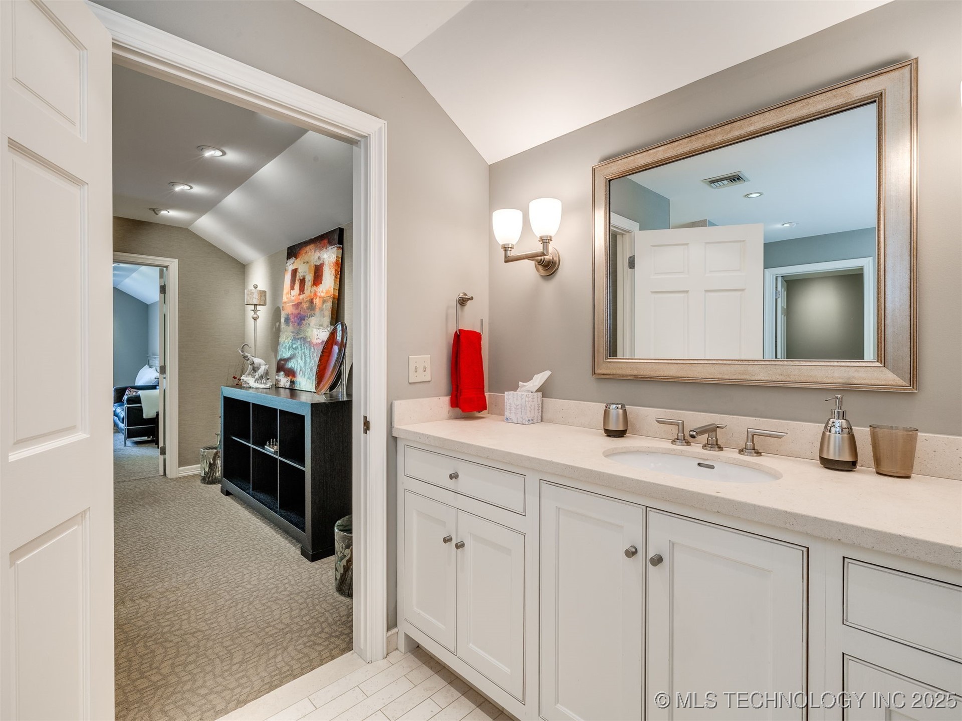 1782 E 30th Street Property Photo 82