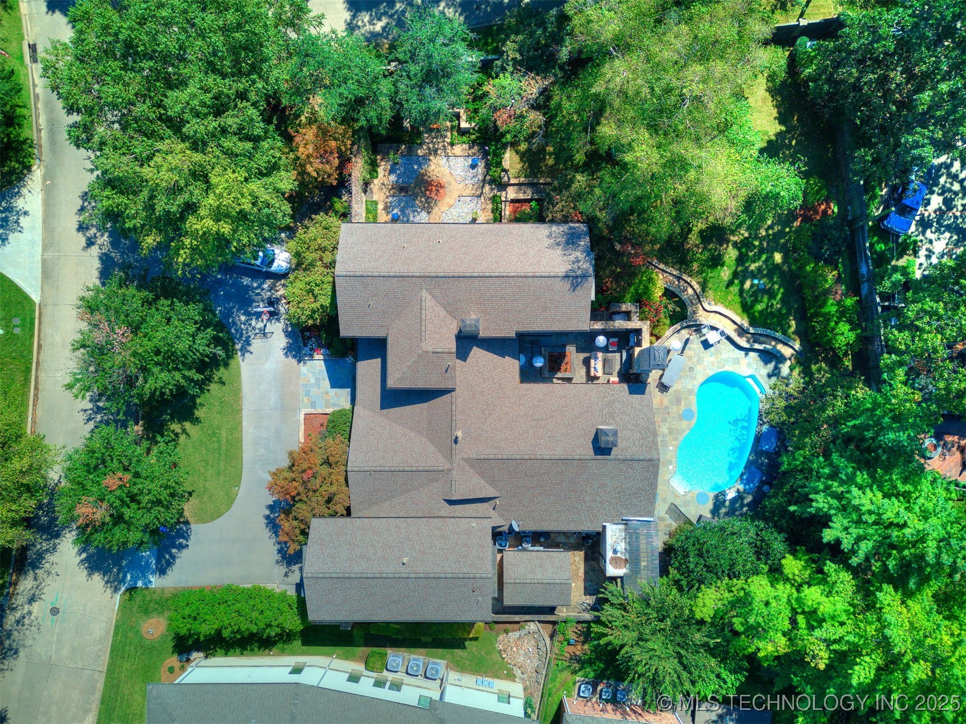 1782 E 30th Street Property Photo 88