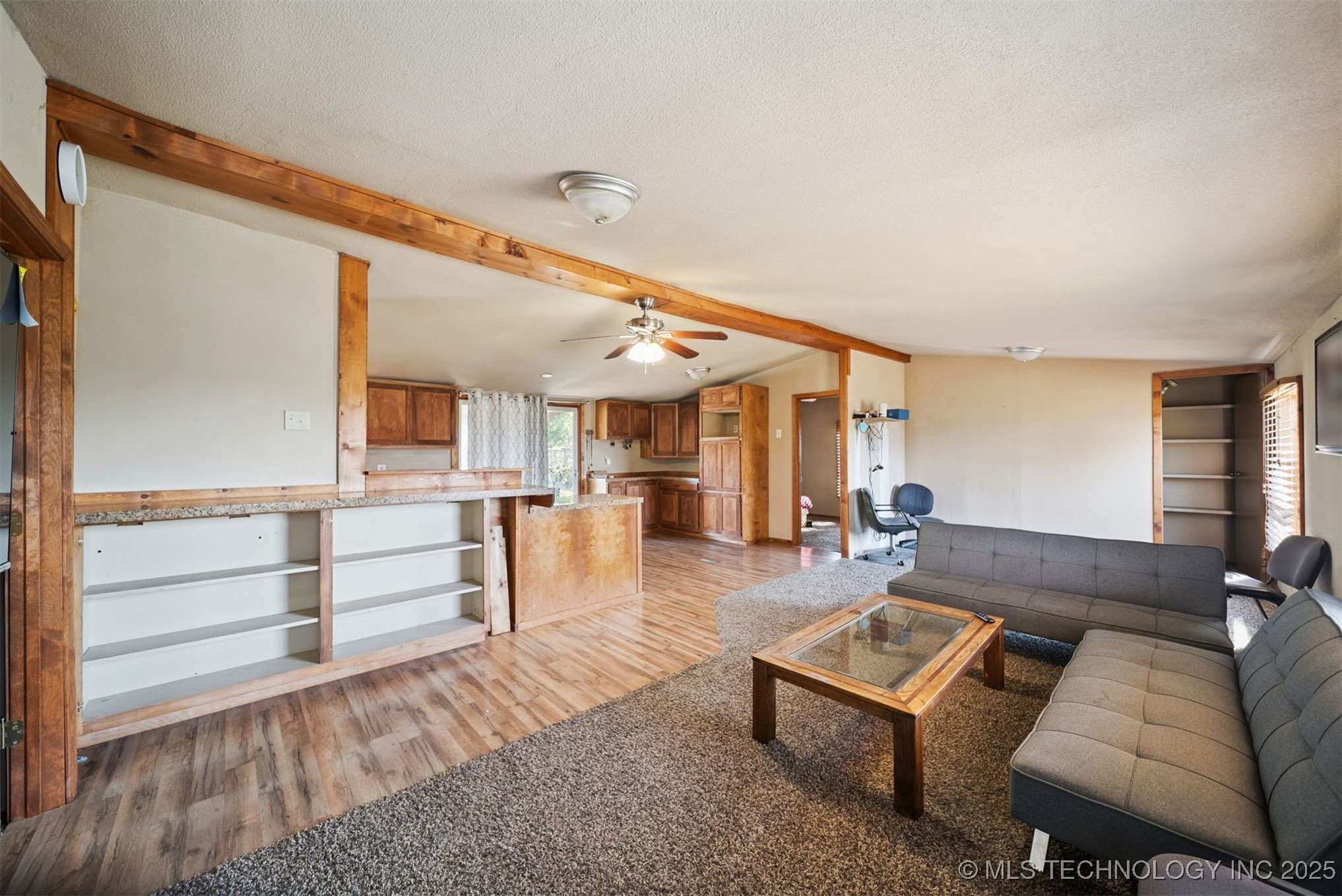 433432 E 260 Road Property Photo 5