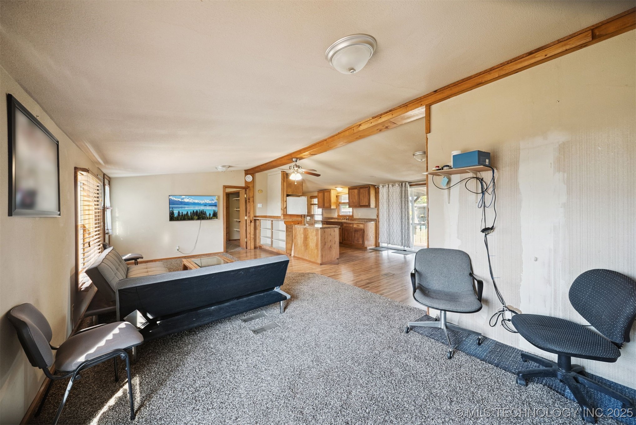 433432 E 260 Road Property Photo 7