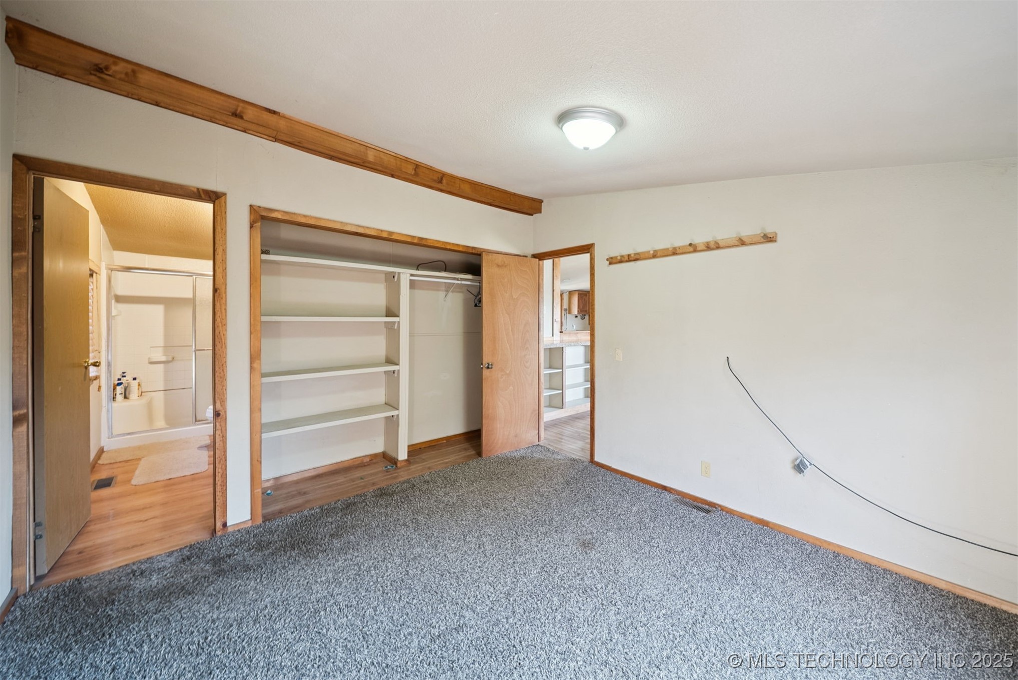 433432 E 260 Road Property Photo 14