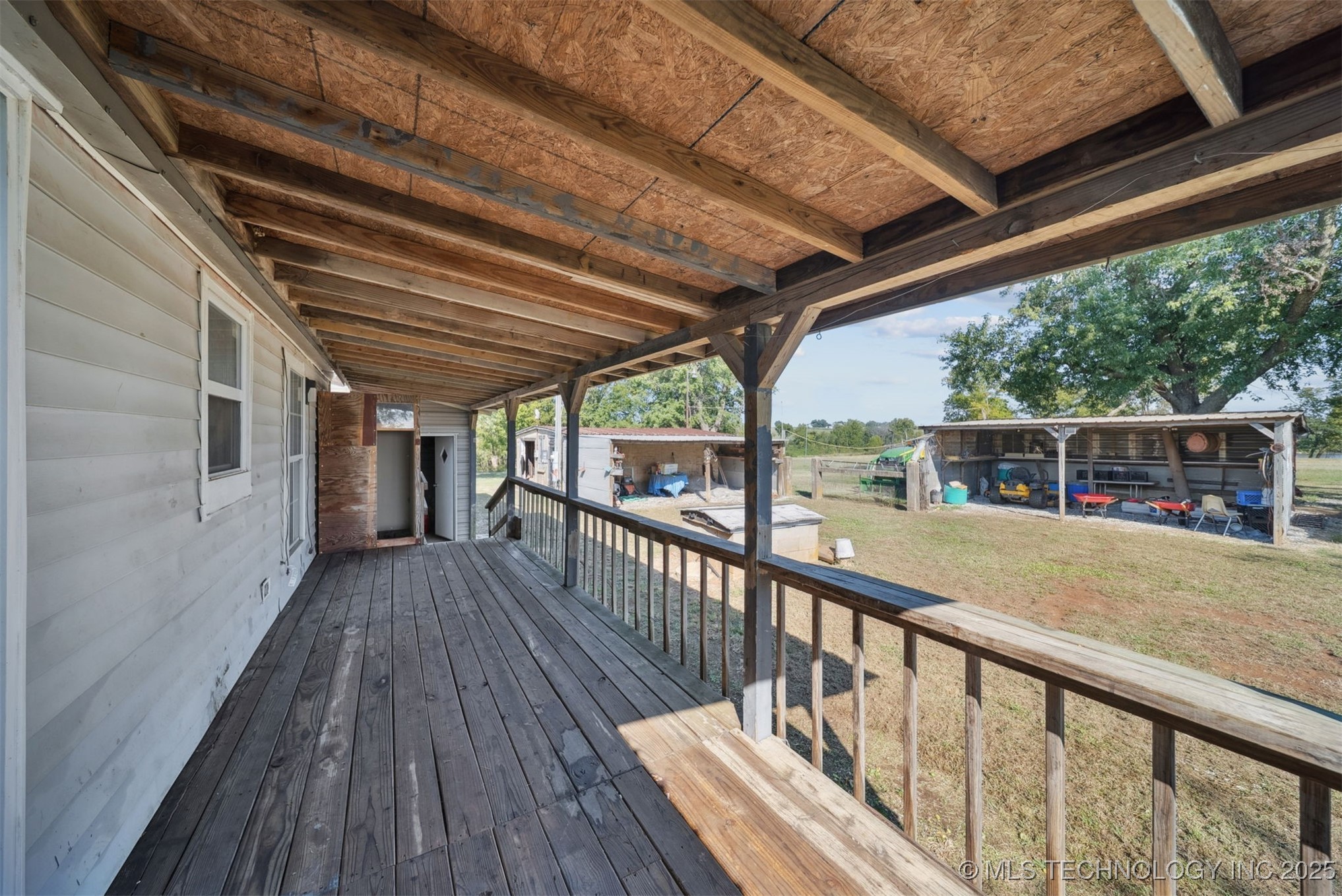 433432 E 260 Road Property Photo 18