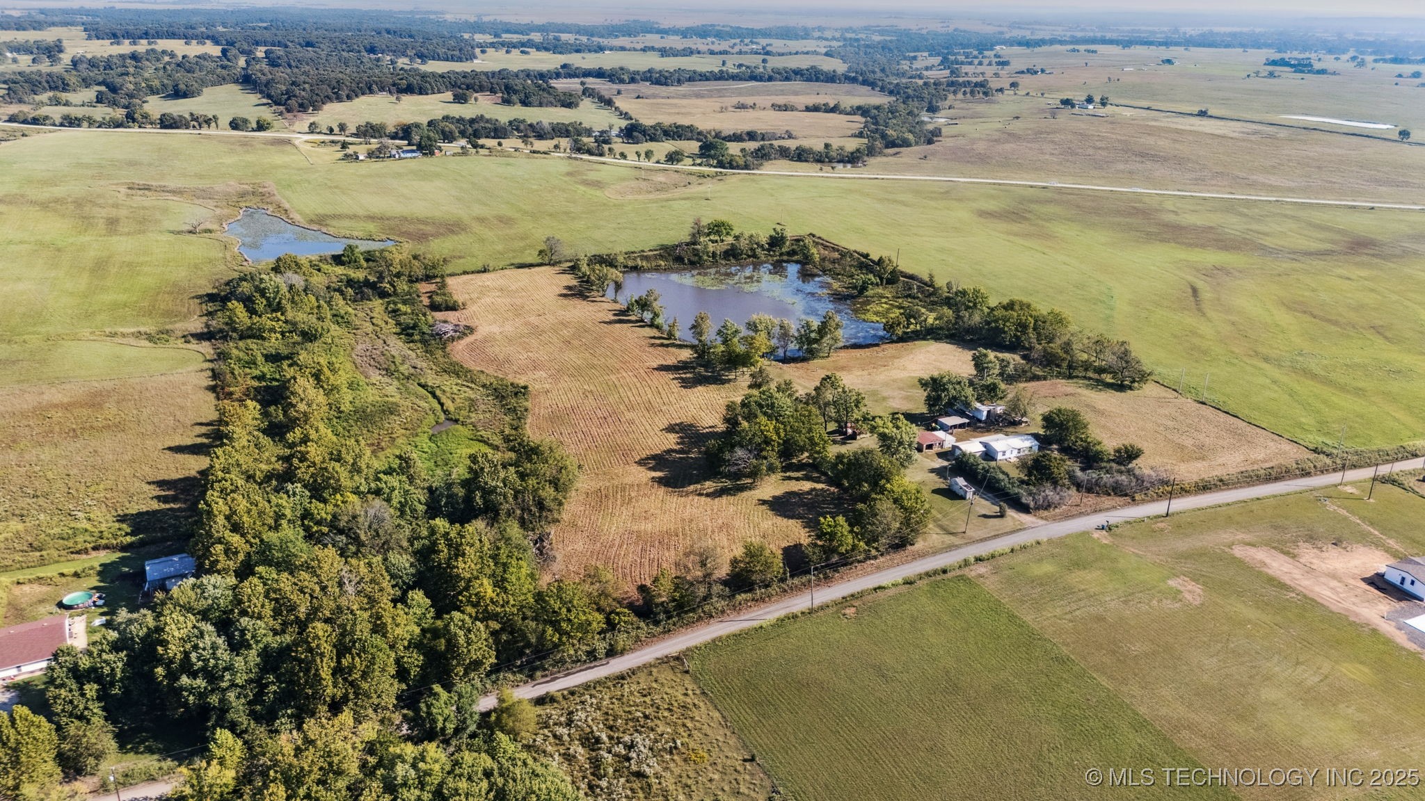 433432 E 260 Road Property Photo 26